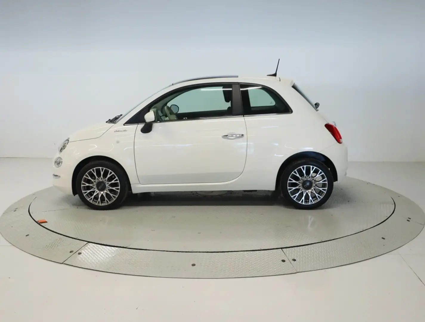 Fiat 500 1.0 HYBRID DOLCEVITA 70 3P Blanco - 2