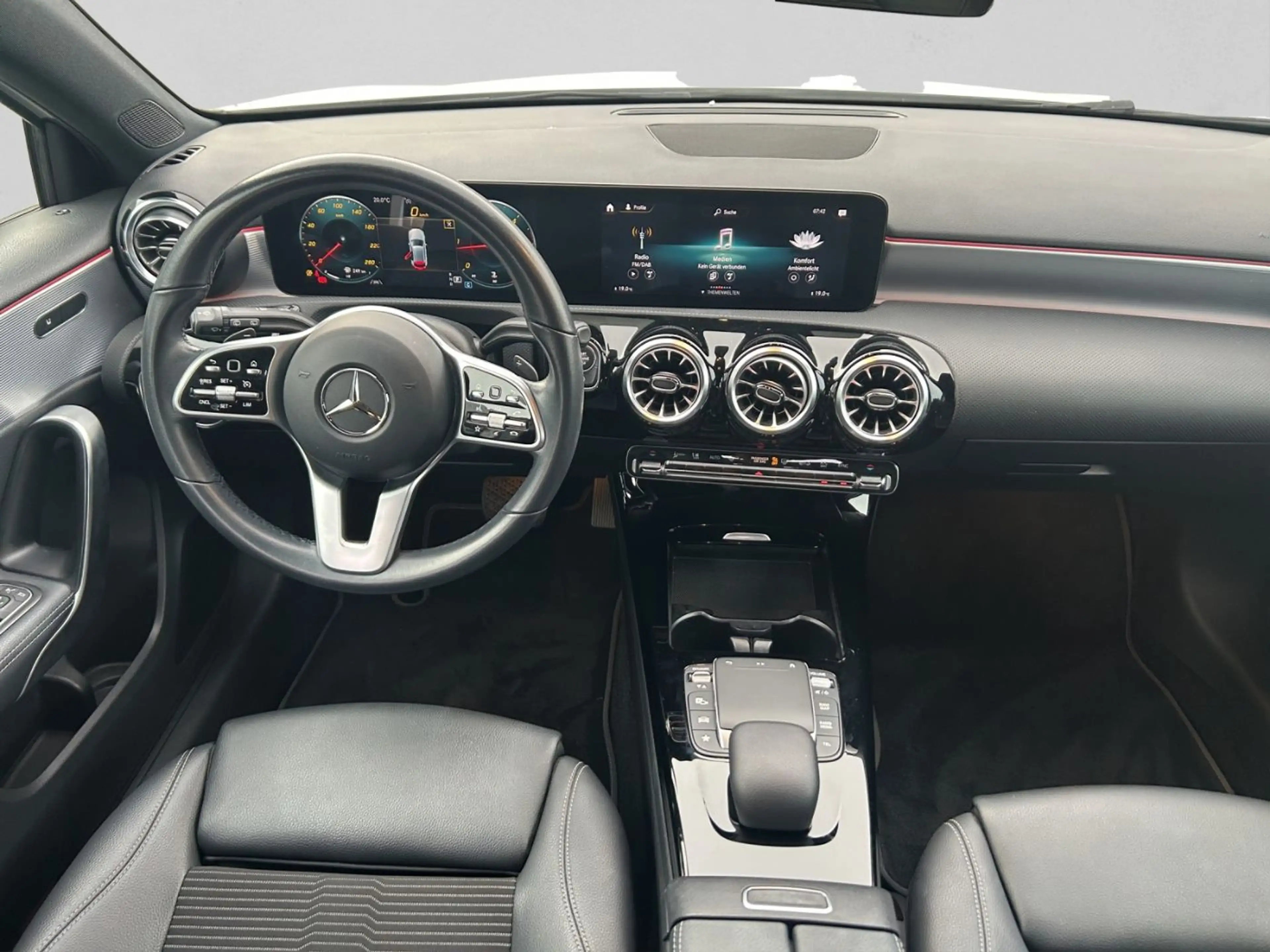 Mercedes-Benz A 220 d 4MATIC Kompaktlimousine Progressive Shz — photo 5