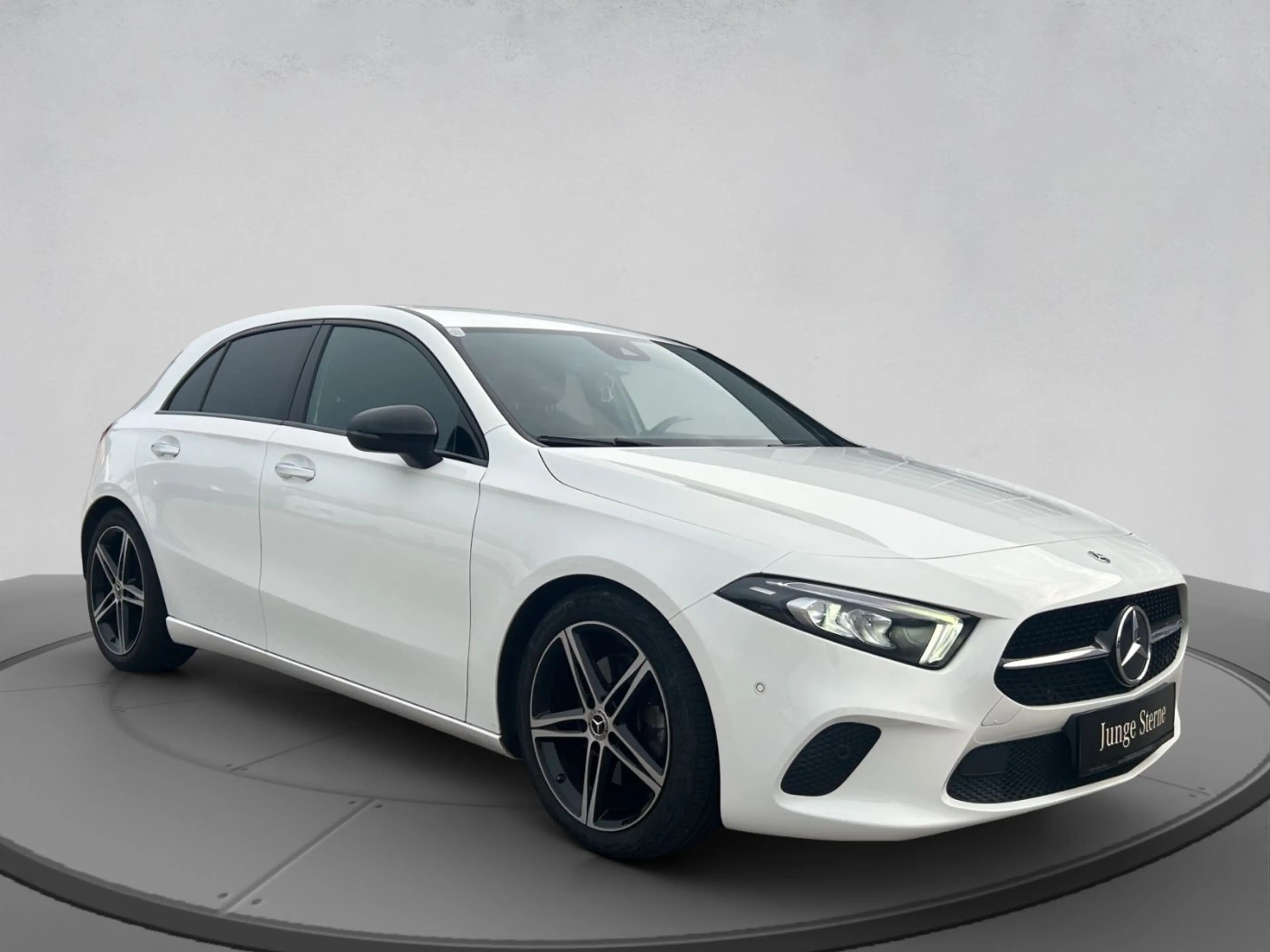 Mercedes-Benz A 220 d 4MATIC Kompaktlimousine Progressive Shz — photo 15