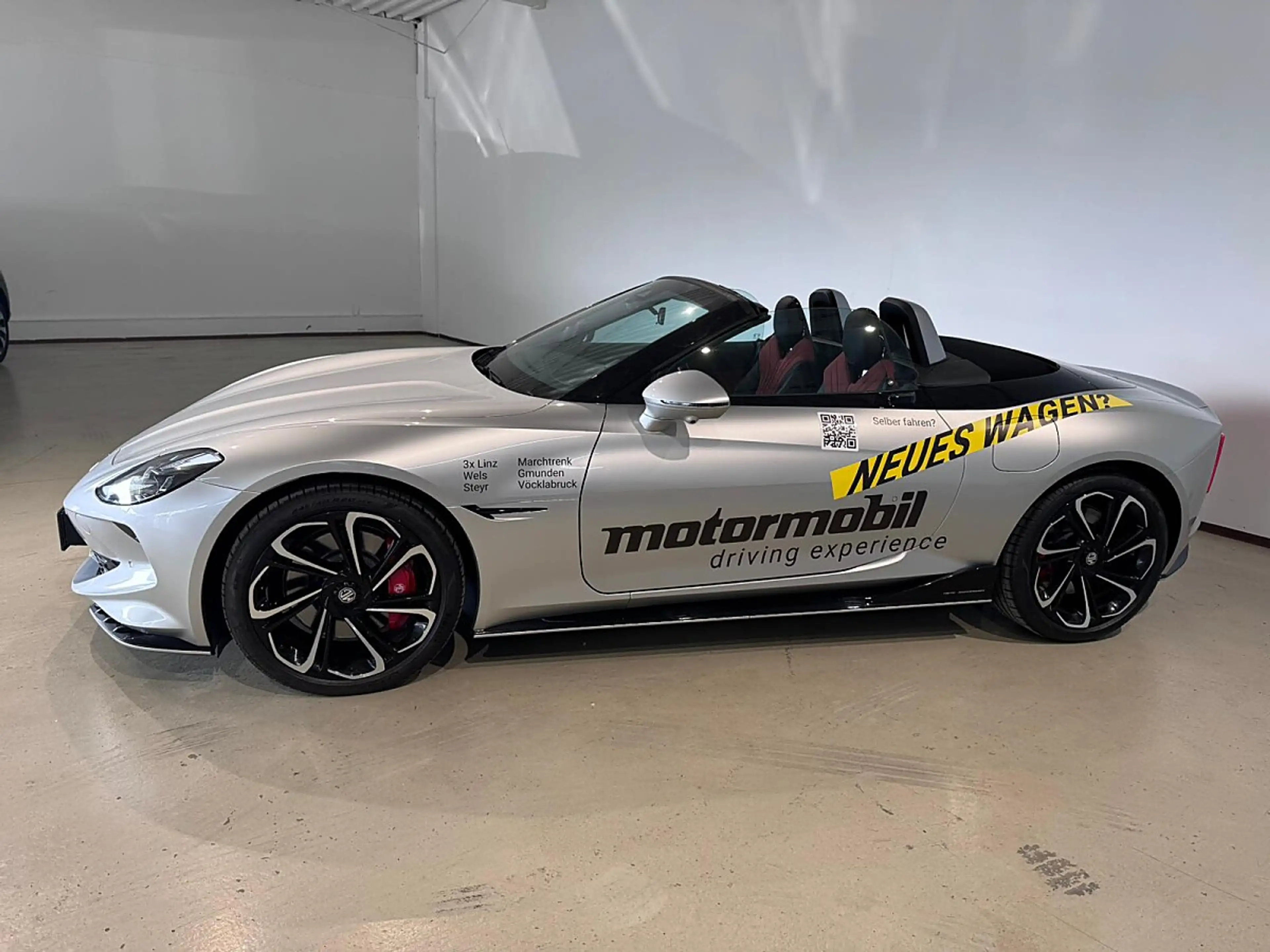 MG Cyberster 77kWh GT — photo 4