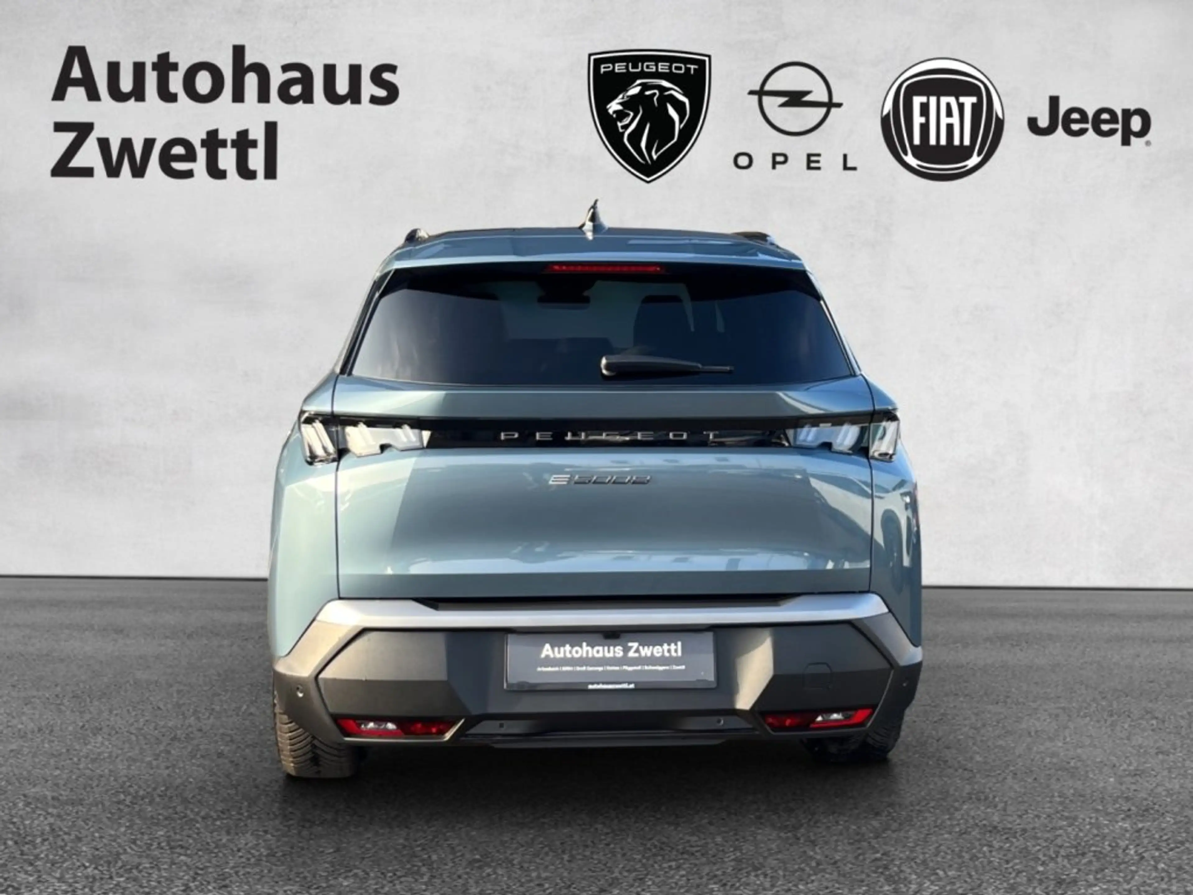 Peugeot 5008 Allure Elektro 210 73 kWh — photo 5