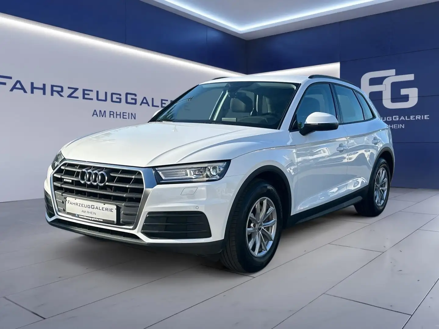 Audi Q5 35 TDI quattro Luftfahrwerk Achtfach bereift Білий - 2