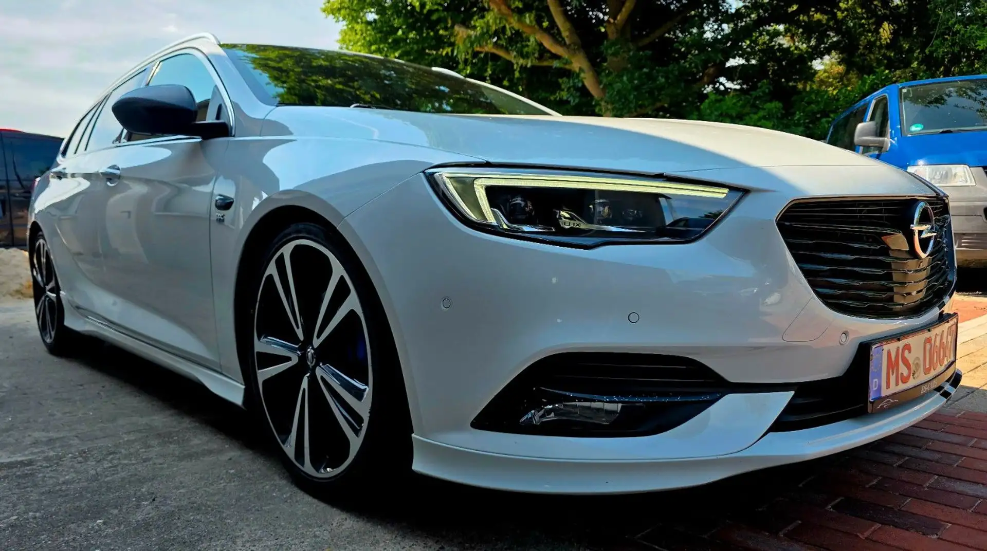 Opel Insignia 2.0 CDTI OPC-Line Business Innovation Weiß - 2