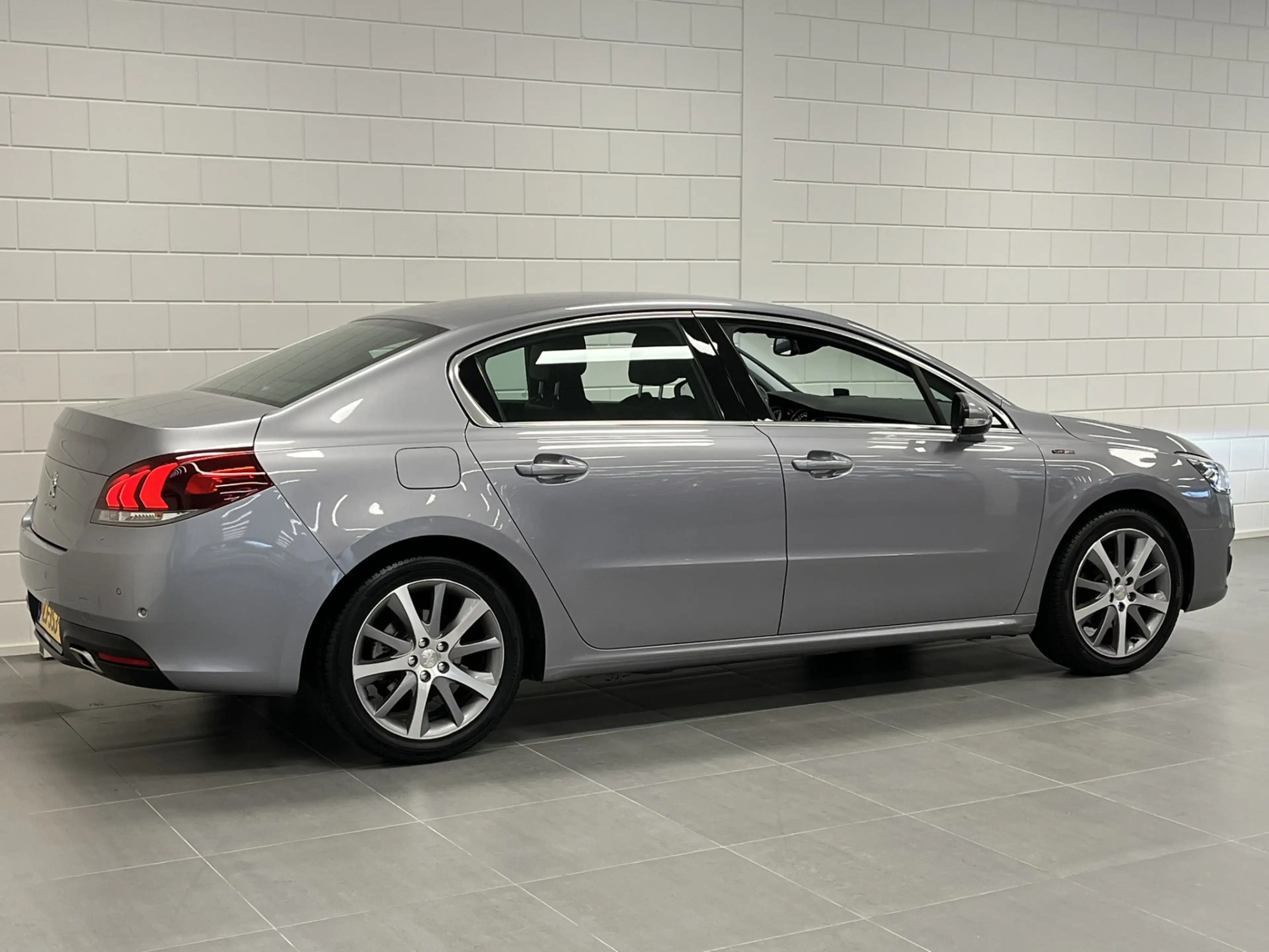Peugeot 508 1.6 GT-line | LED VERLICHTING | NAVIGATIE | HALF L — photo 4