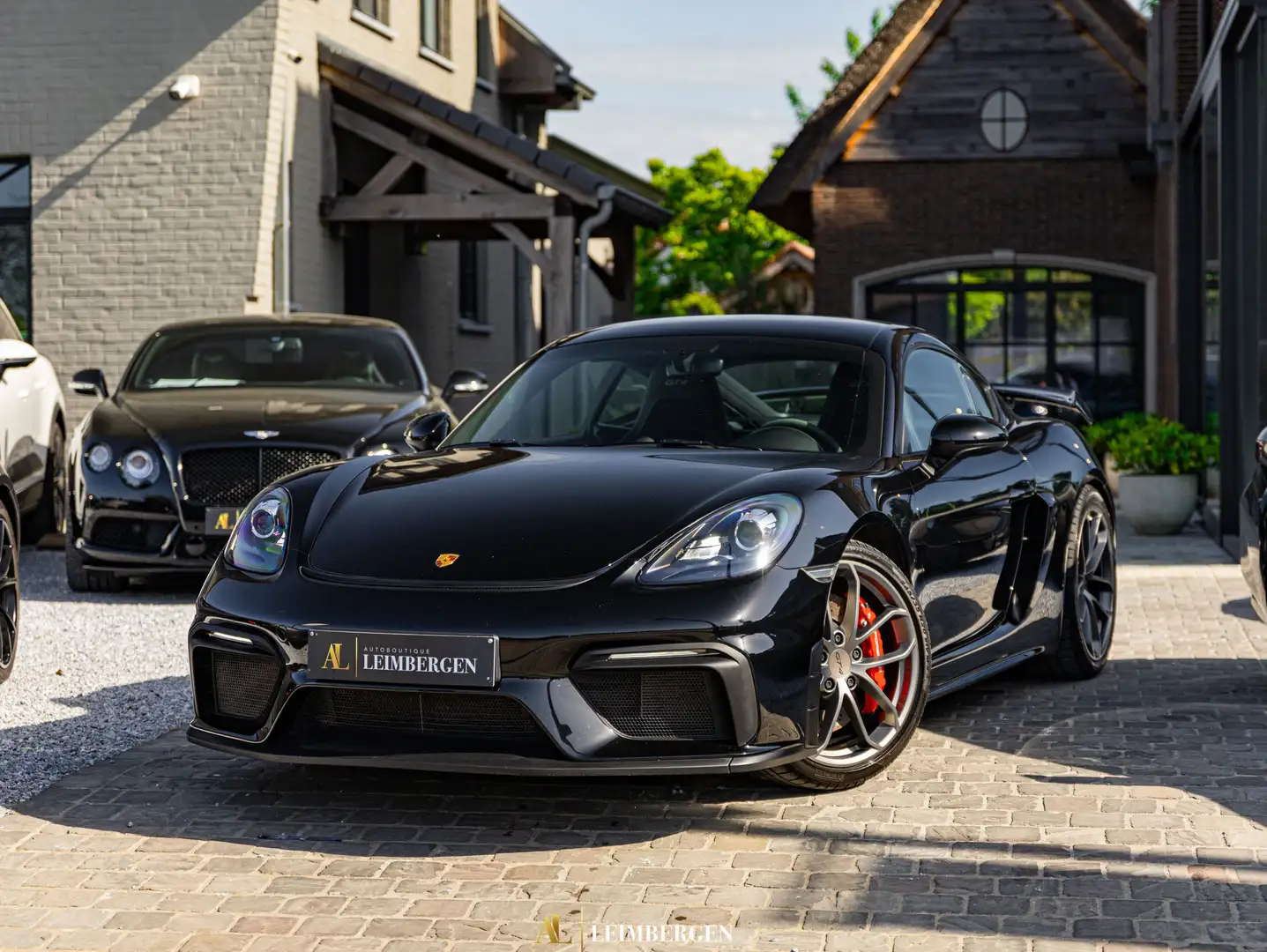 Porsche Cayman GT4 / PDK/ PDC / Cruise Control / Porsche Approved Чорний - 2