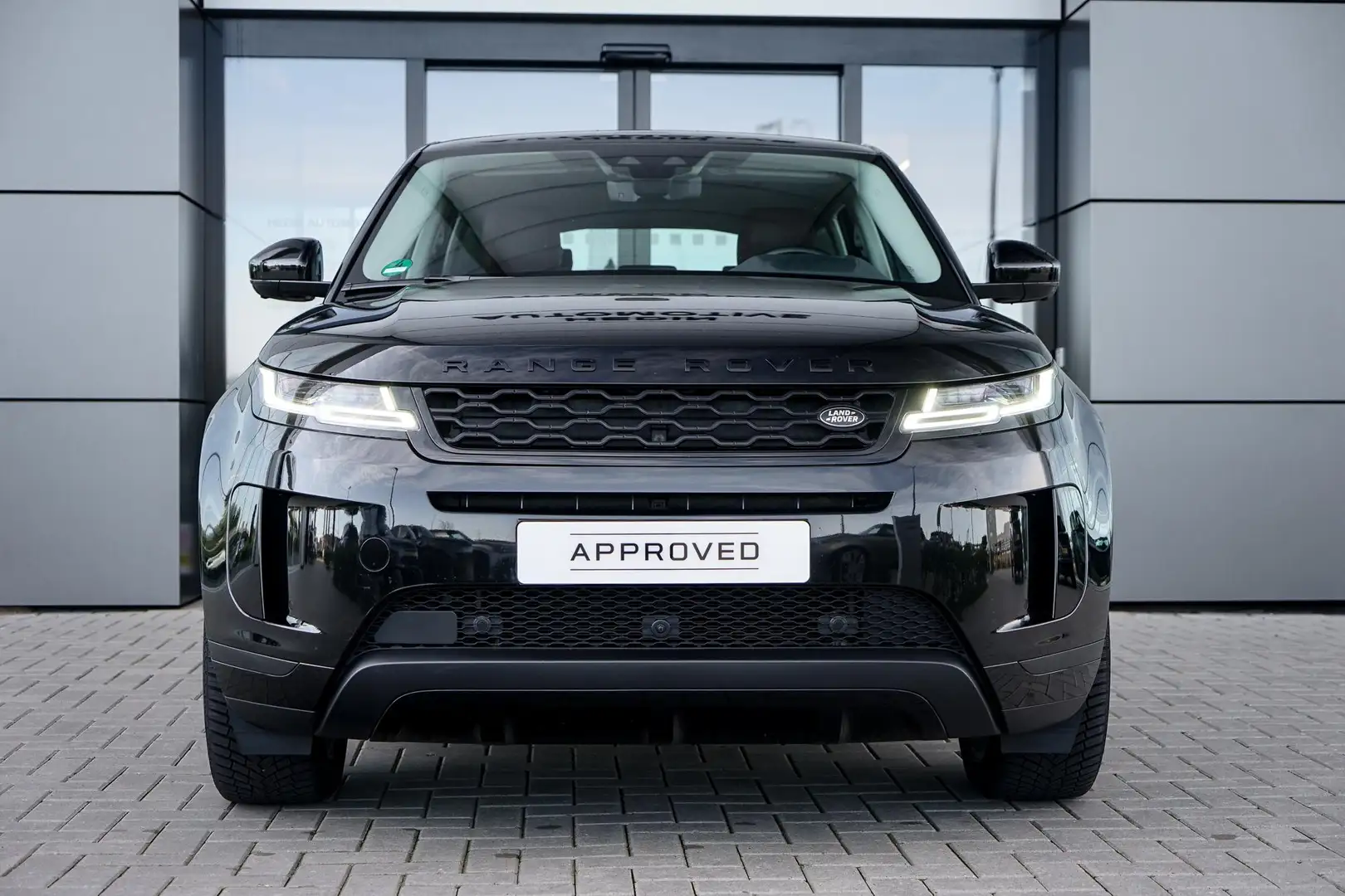 Land Rover Range Rover Evoque 1.5 P300e AWD HSE | Elektrische trekhaak | Panoram Zwart - 2