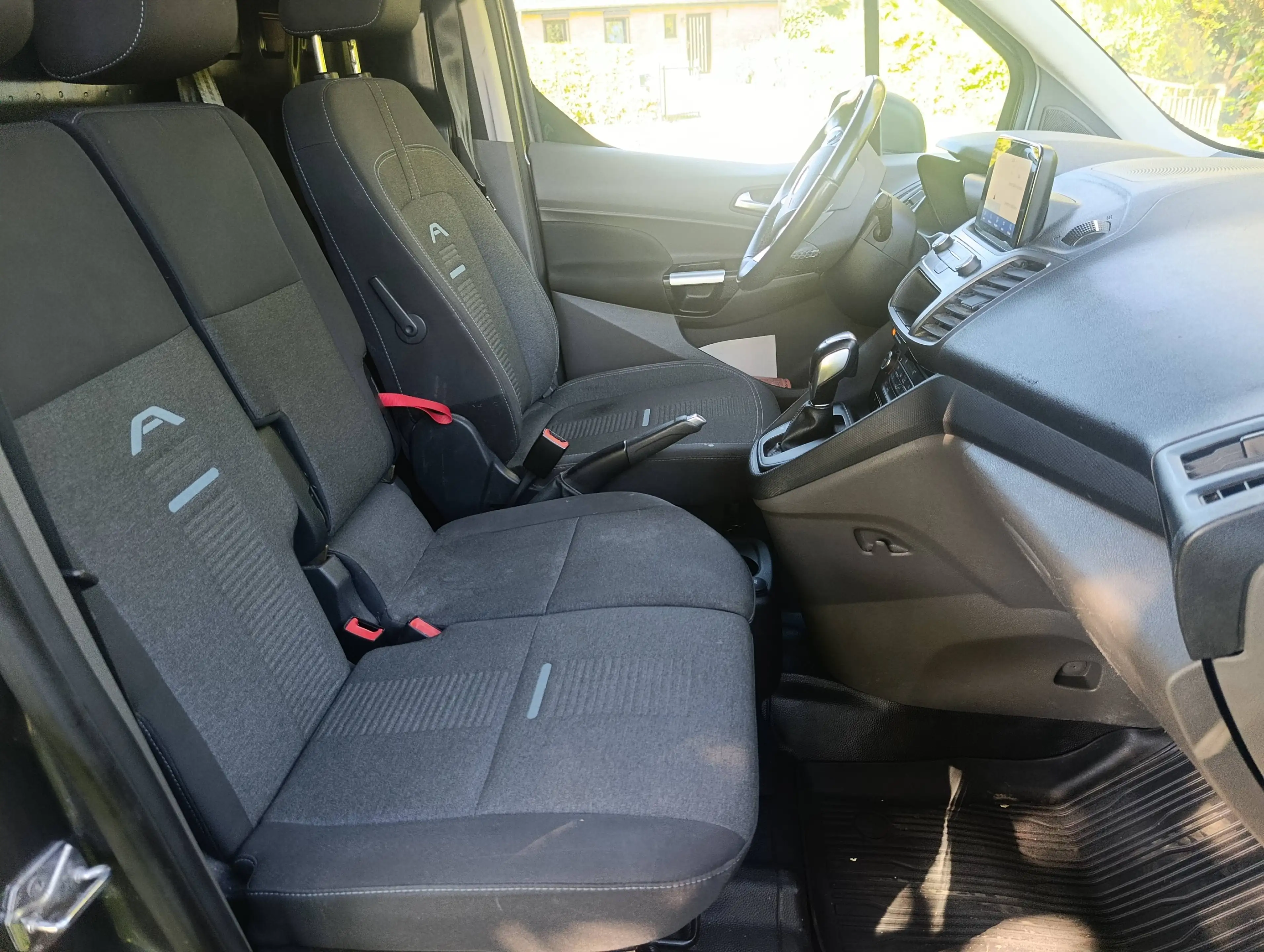 Ford Transit Connect 220 HD 1.5 TDCi Active — photo 5