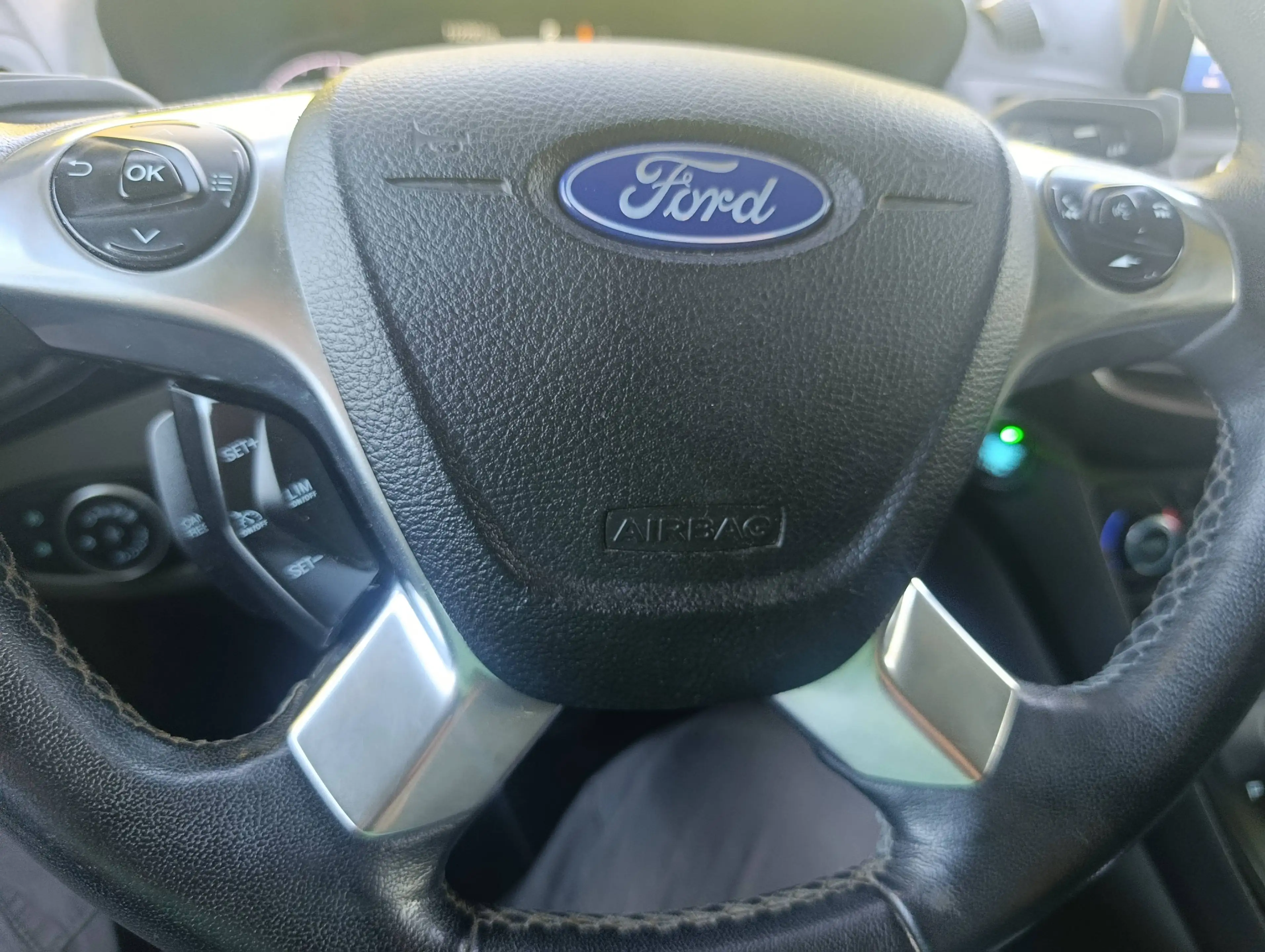 Ford Transit Connect 220 HD 1.5 TDCi Active — photo 9