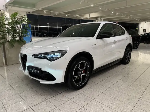 Alfa Romeo Stelvio 2.2 t Veloce Q4 210cv auto