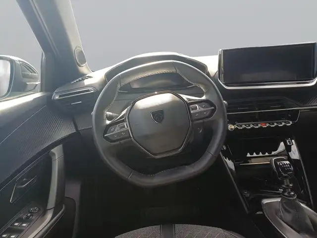 Peugeot 2008 view 14