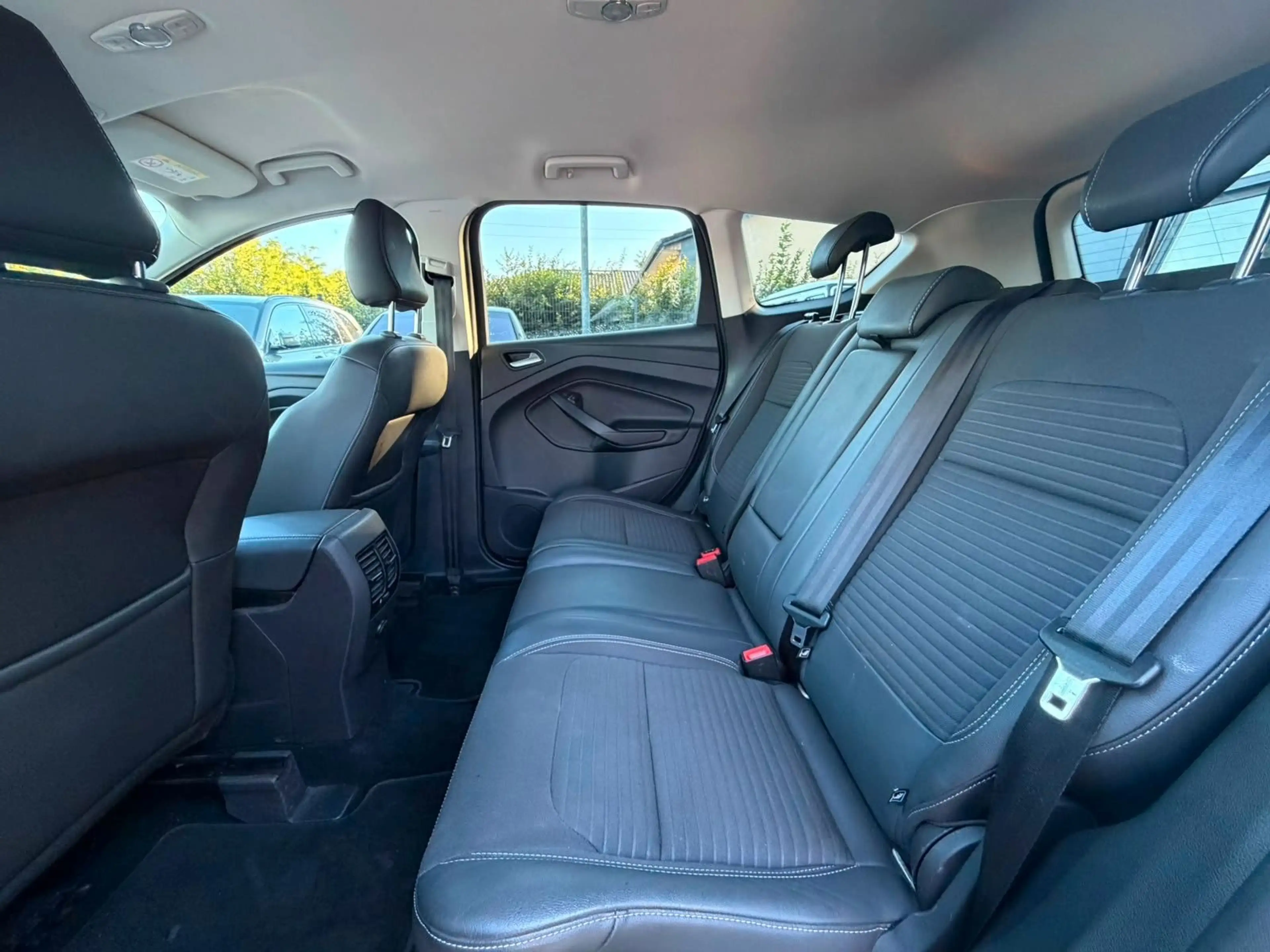 Ford Kuga Titanium Tempomat Navigation — photo 11