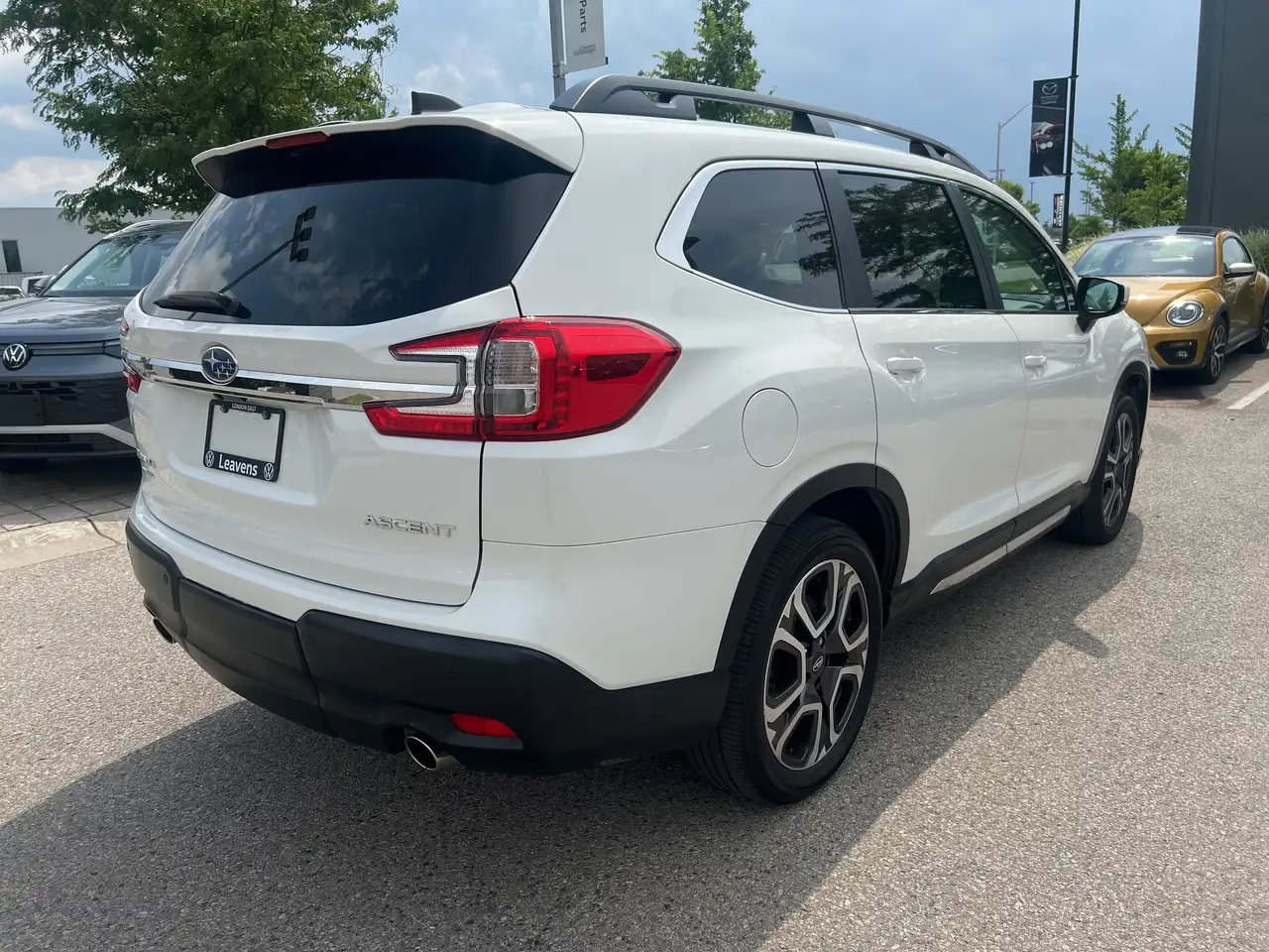 Subaru Ascent photo Subaru Ascent