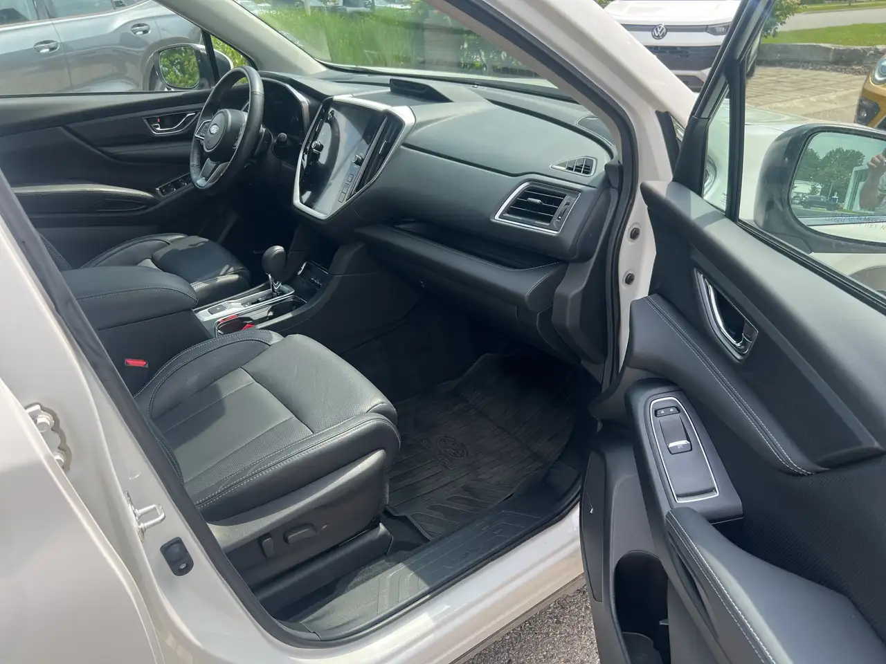 Subaru Ascent photo Subaru Ascent