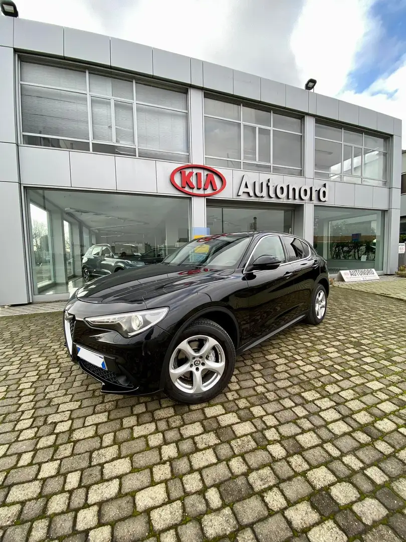 Alfa Romeo Stelvio 2.2 t Super Q4 210cv auto NAVI Nero - 1