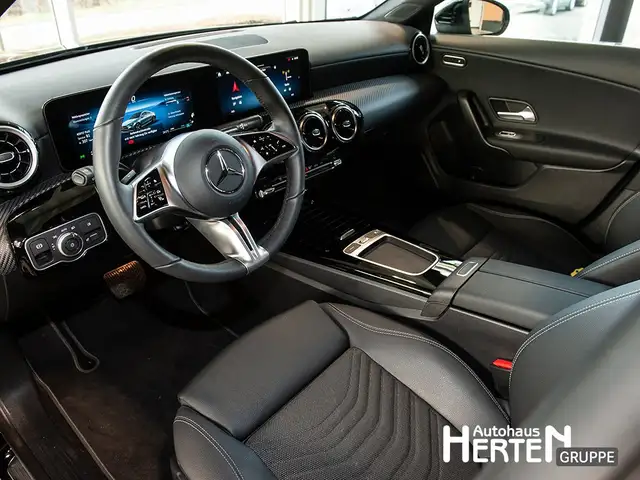 Mercedes-Benz Cla view 8
