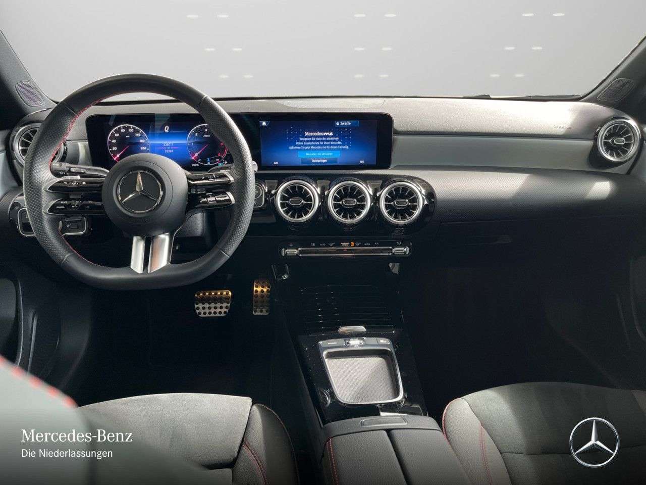 Mercedes-Benz A 220