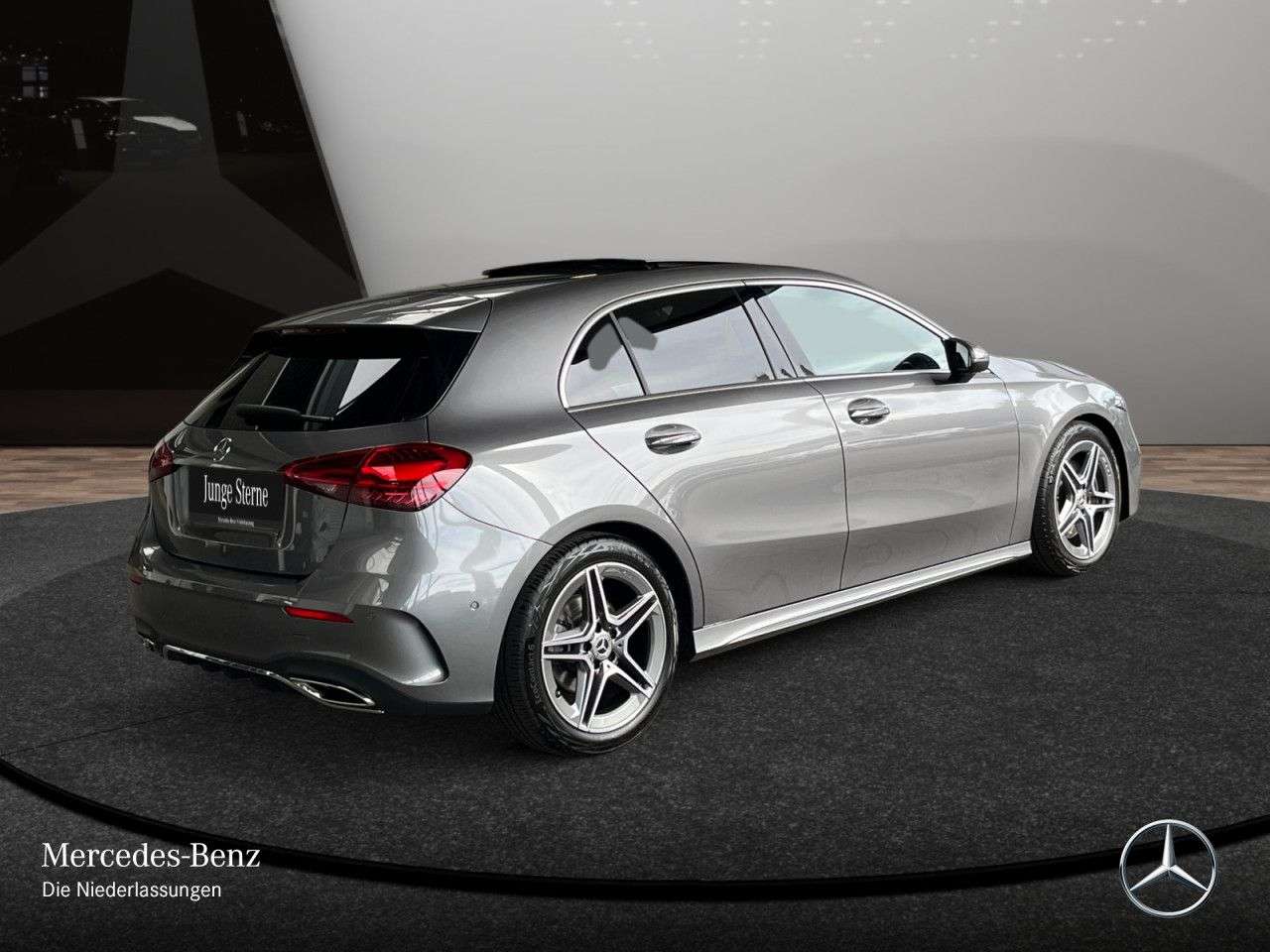 Mercedes-Benz A 220