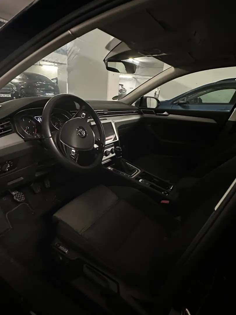 Volkswagen Passat Variant Passat Variant Diesel 2.0 TDI SCR Comfortline - 1