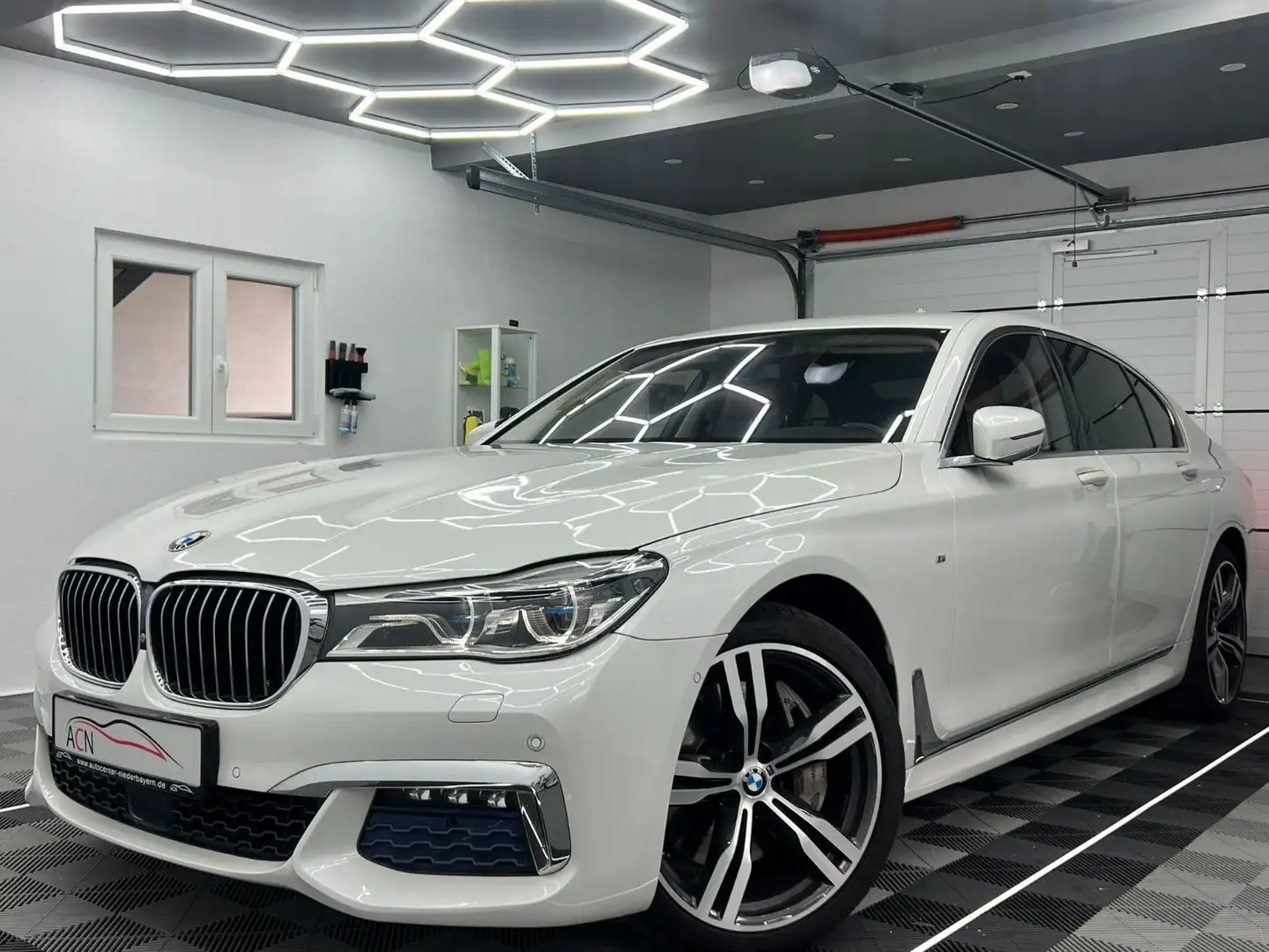 BMW 750 d xDrive M SPORT/B&W/MASSAGE/PURE/EXECUTIVE Bianco - 1