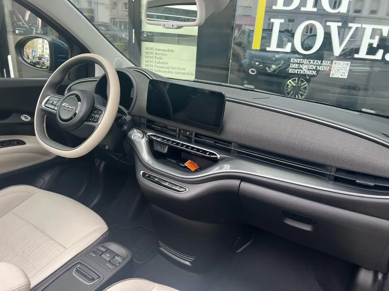 Fiat 500e La Prima by Bocelli ACC 360°PDC RFK JBL 9