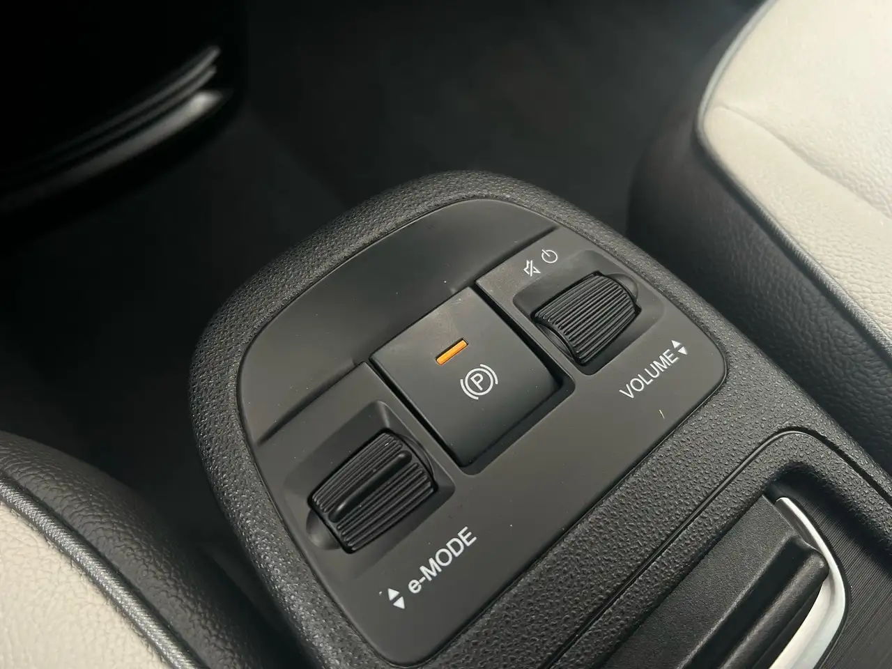 Fiat 500e La Prima by Bocelli ACC 360°PDC RFK JBL 11