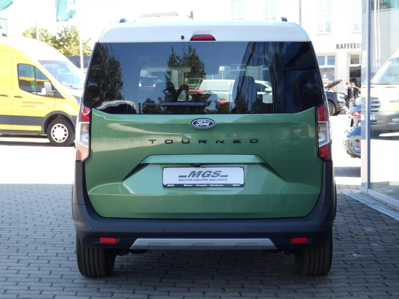 Ford Tourneo Courier 2026 — фото 8
