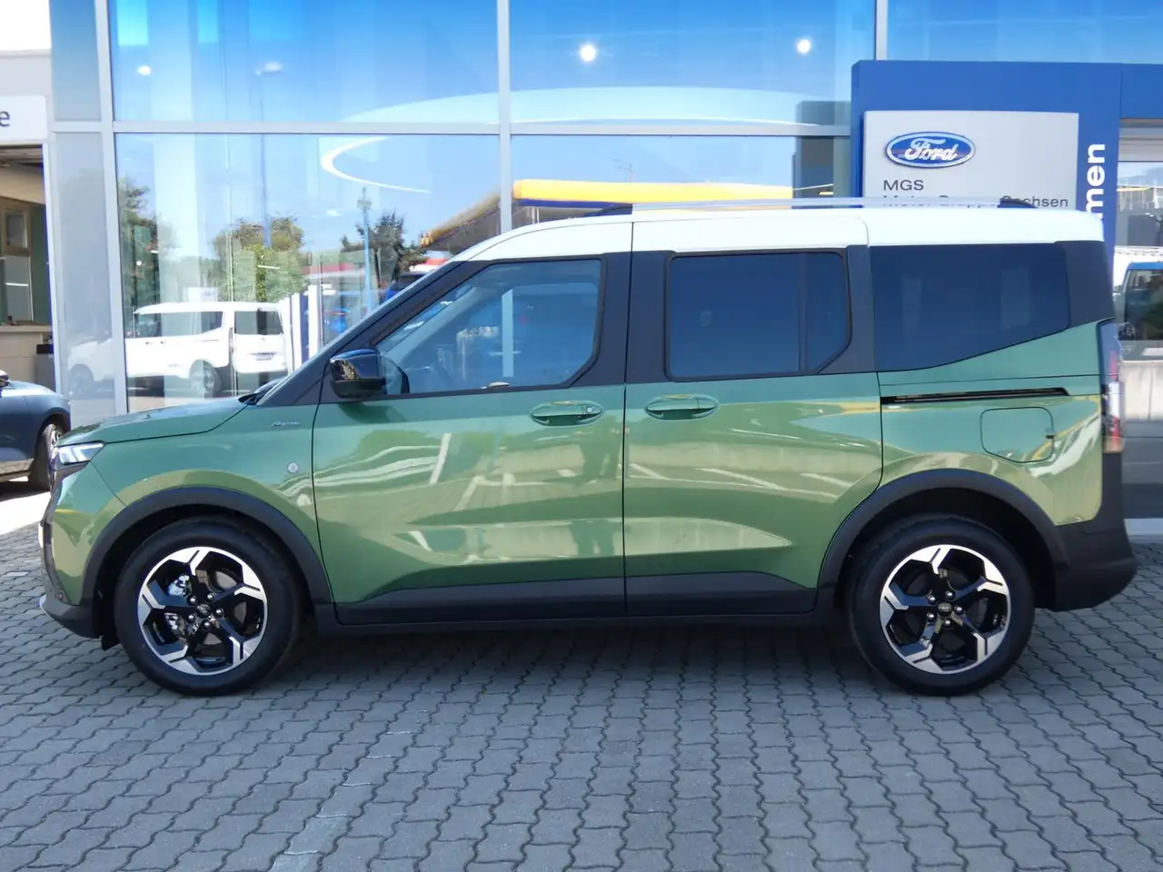 Ford Tourneo Courier 2026 — фото 6