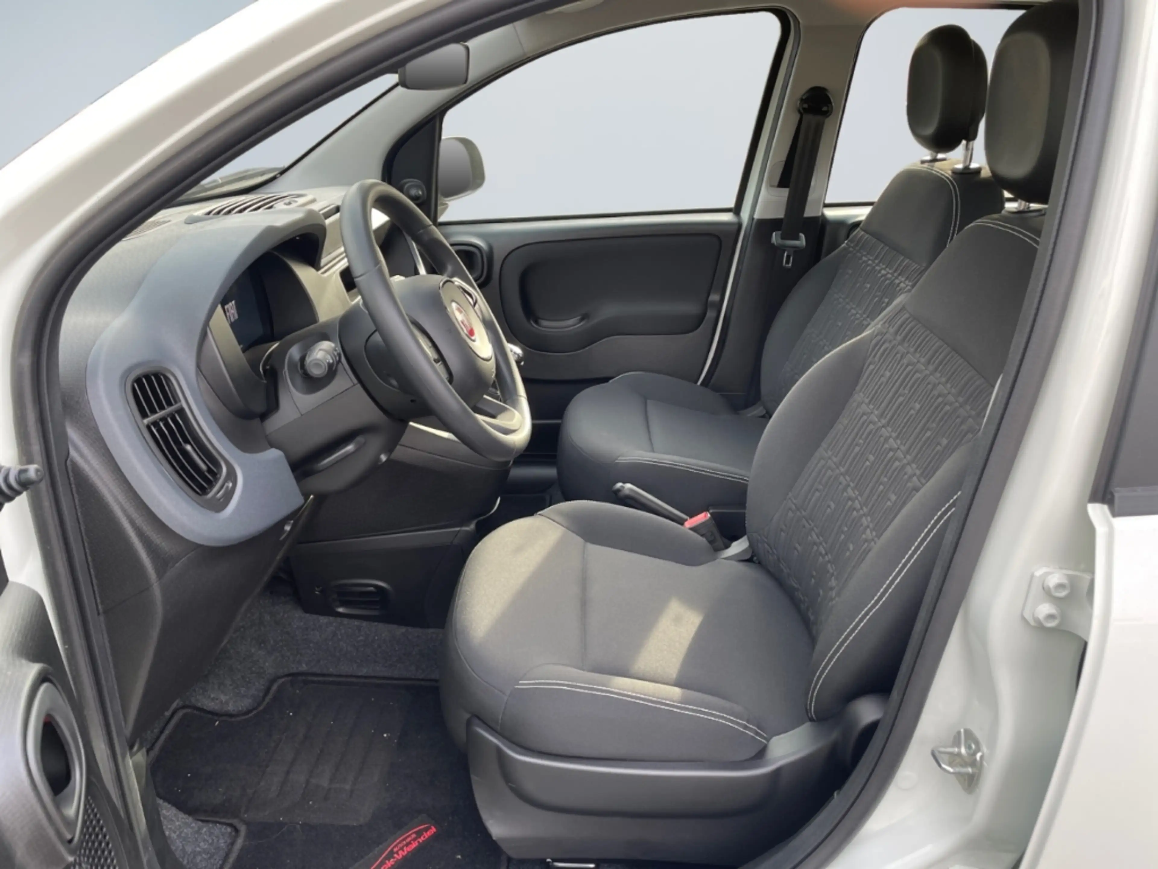 Fiat New Panda 1.0 Pop Klima Digitales Cockpit Verkehrszeichenerk — photo 9