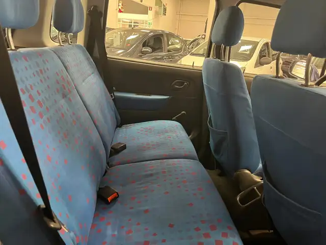Opel Agila view 25