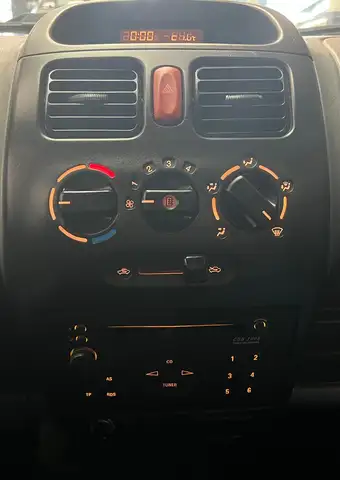 Opel Agila view 17