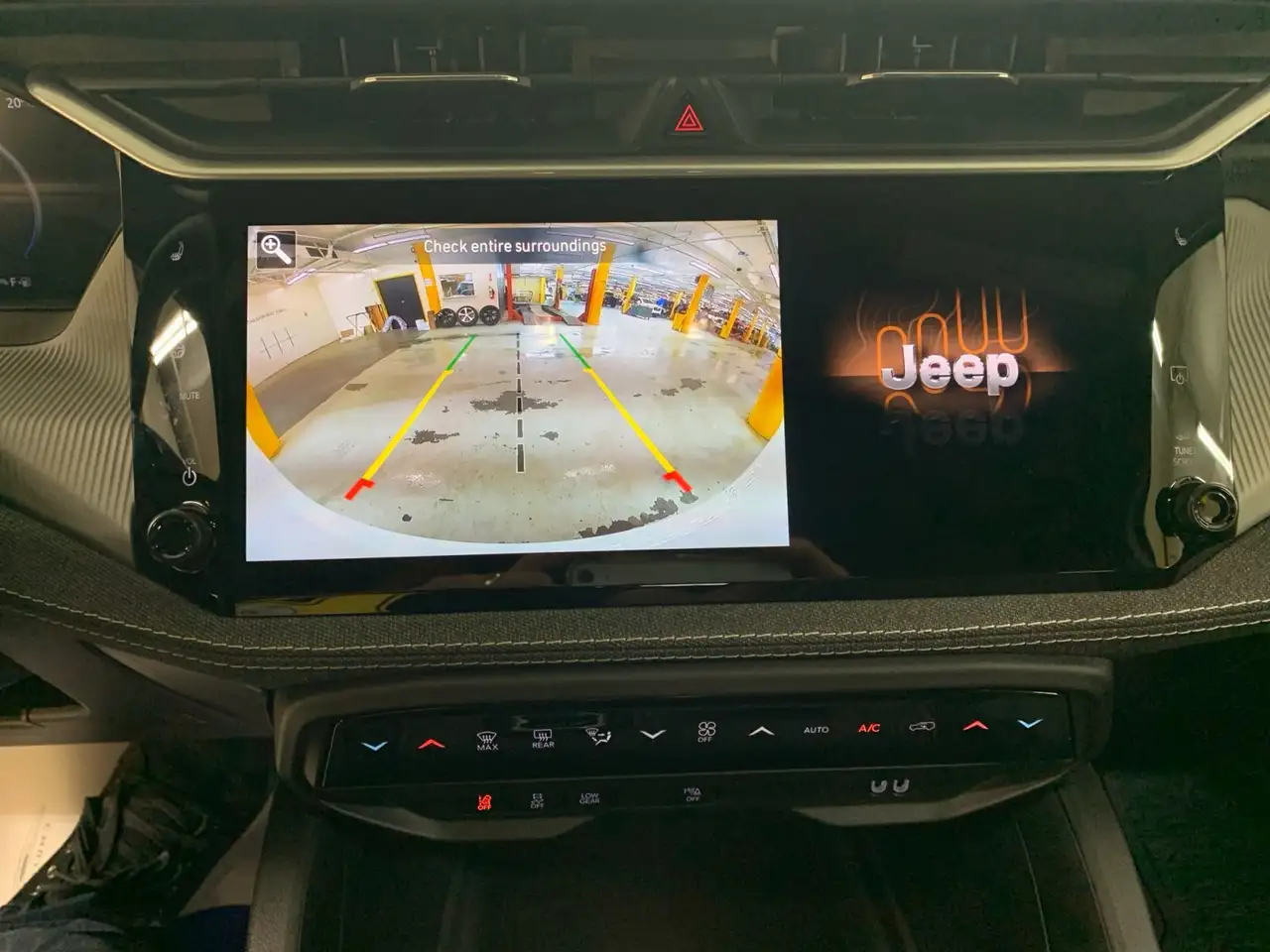 Jeep Cherokee photo Jeep Cherokee