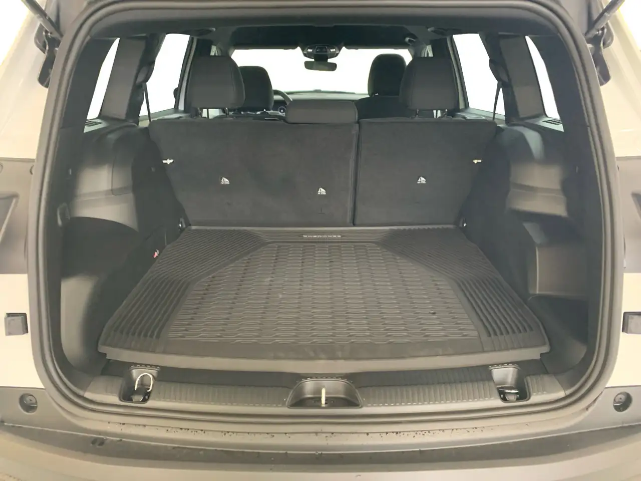 Jeep Cherokee photo Jeep Cherokee