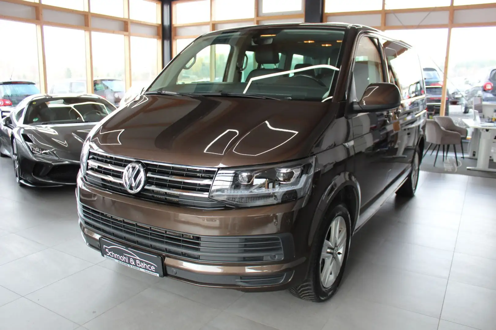 Volkswagen T6 Multivan T6 Bus Multivan 2.0 TDI DSG Comfortline 4Motion Braun - 1