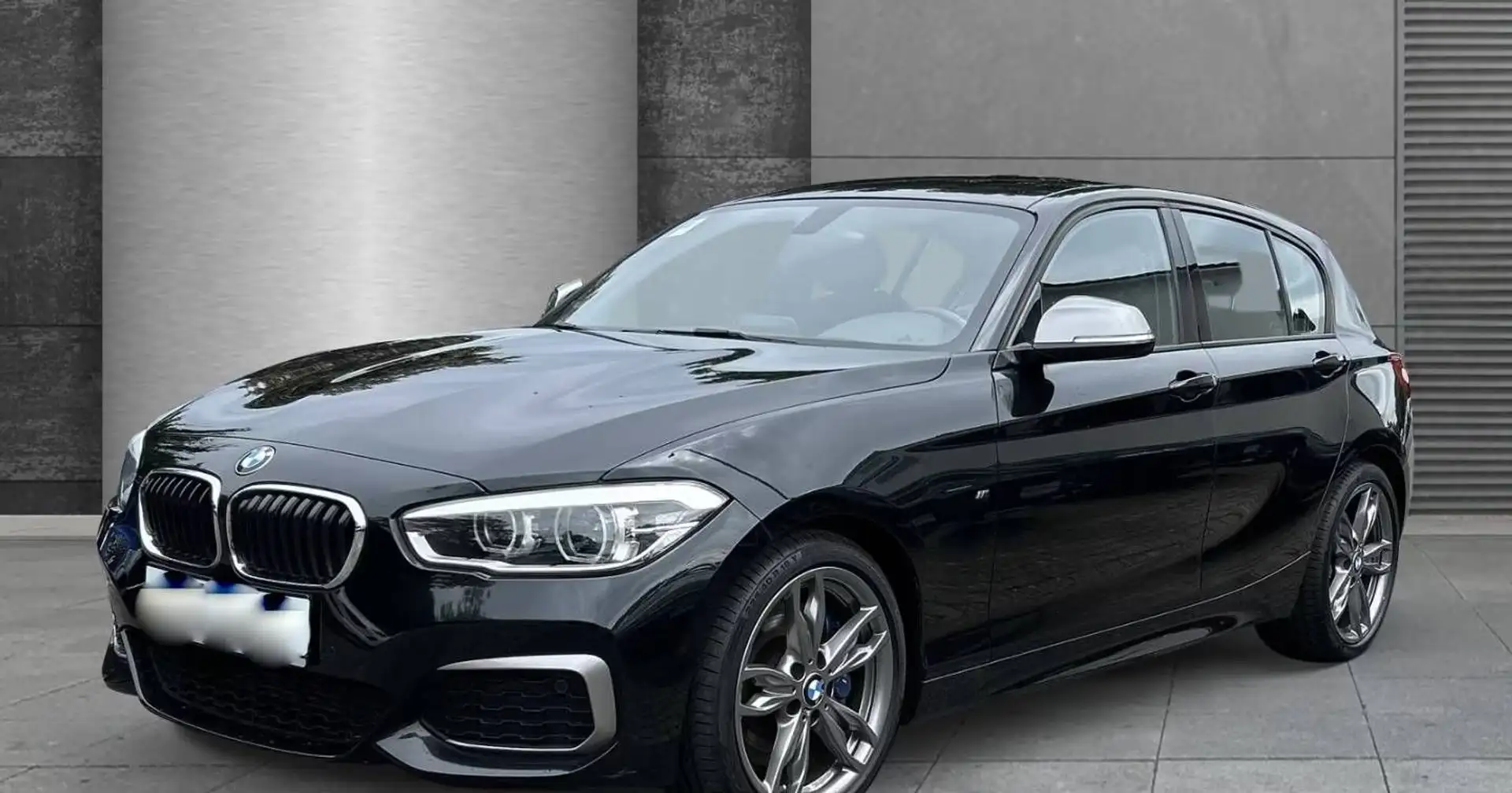 BMW 135 II (F21/20) M135iA xDrive 326ch 5p Negro - 1
