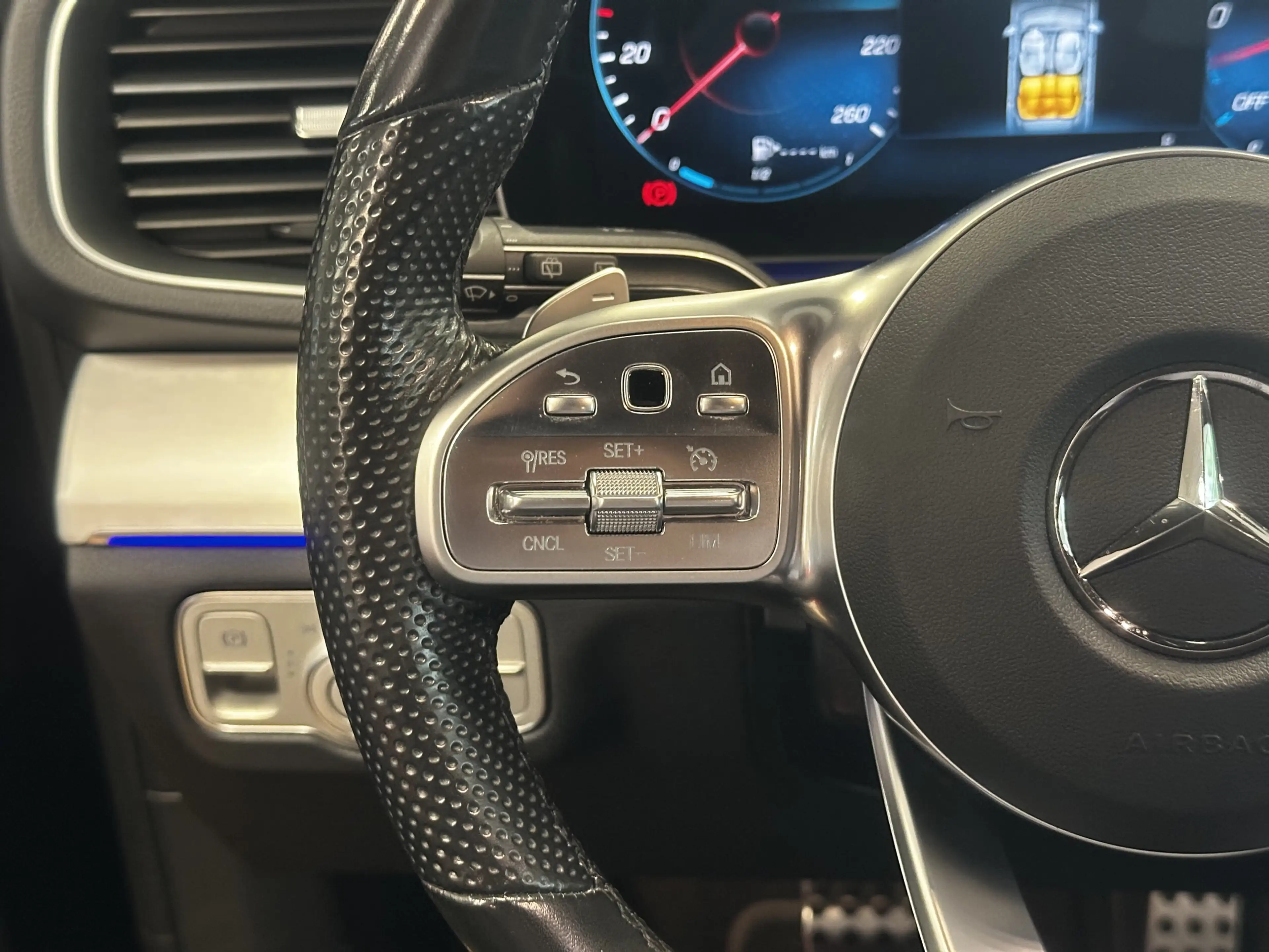 Mercedes-Benz GLE 350 AMG*4Matic*Airmatic*Burmester*AHK*1hand — photo 13