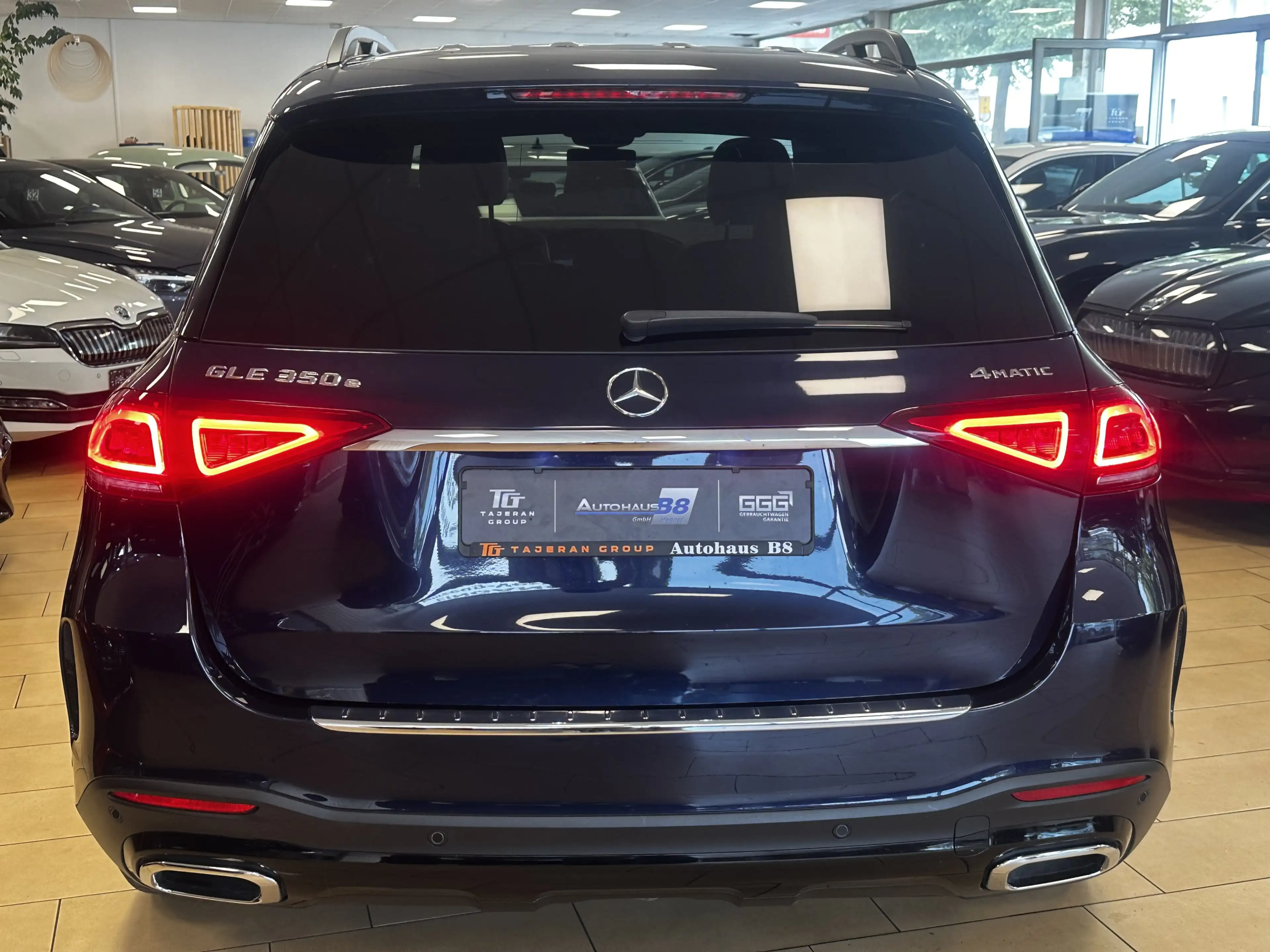 Mercedes-Benz GLE 350 AMG*4Matic*Airmatic*Burmester*AHK*1hand — photo 5