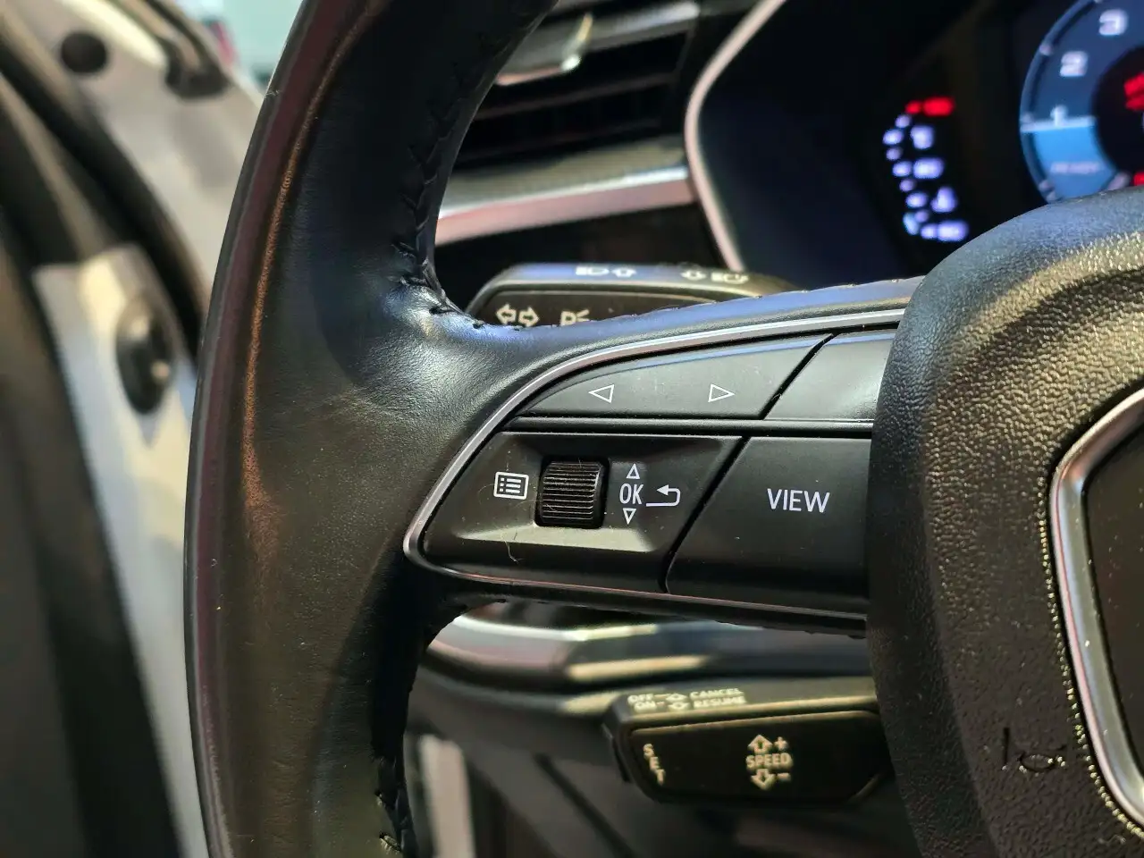 Audi Q3 снимка Audi Q3