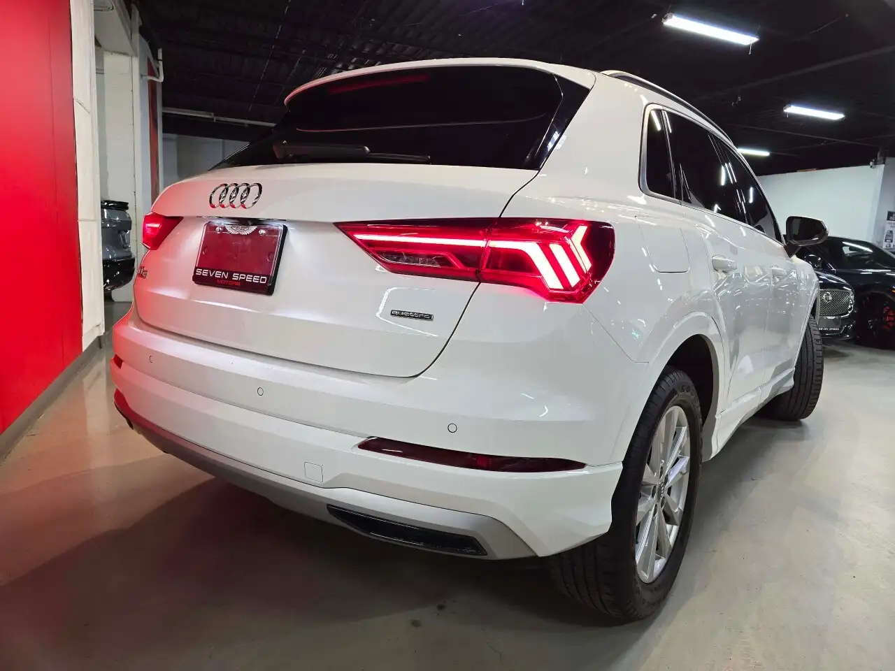 Audi Q3 снимка Audi Q3