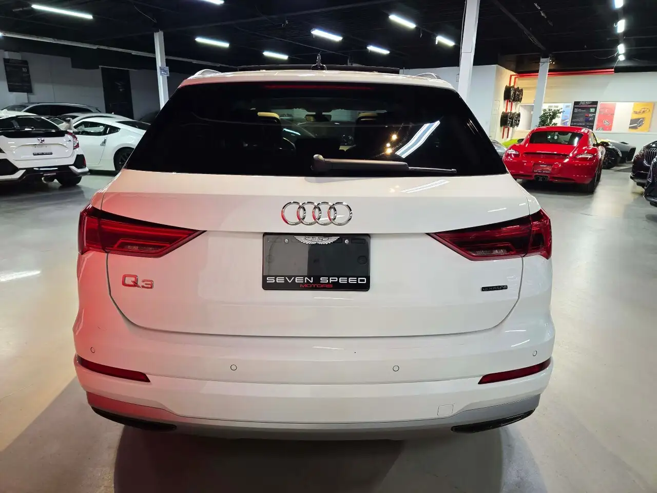 Audi Q3 снимка Audi Q3
