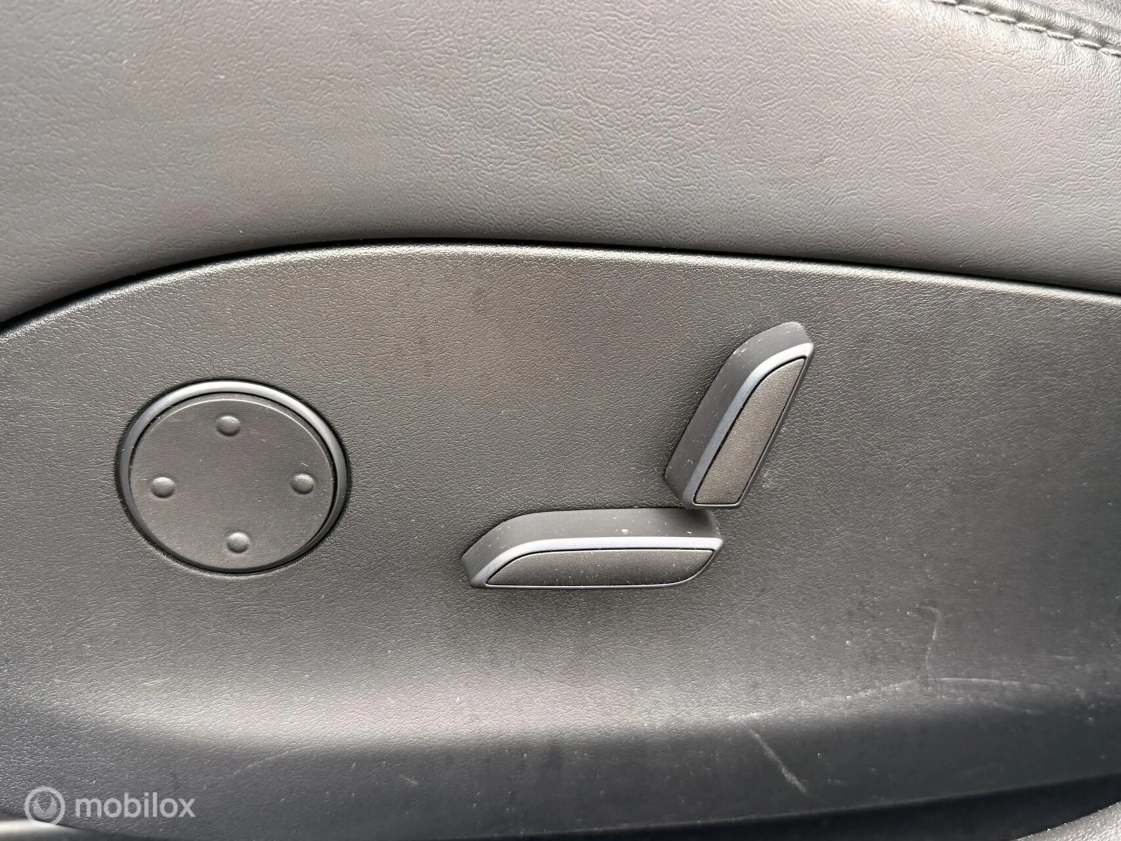 Tesla Model S 100D | 100 kWh | 418 PK | SOH 88% | MCU2 | CCS | E — photo 16