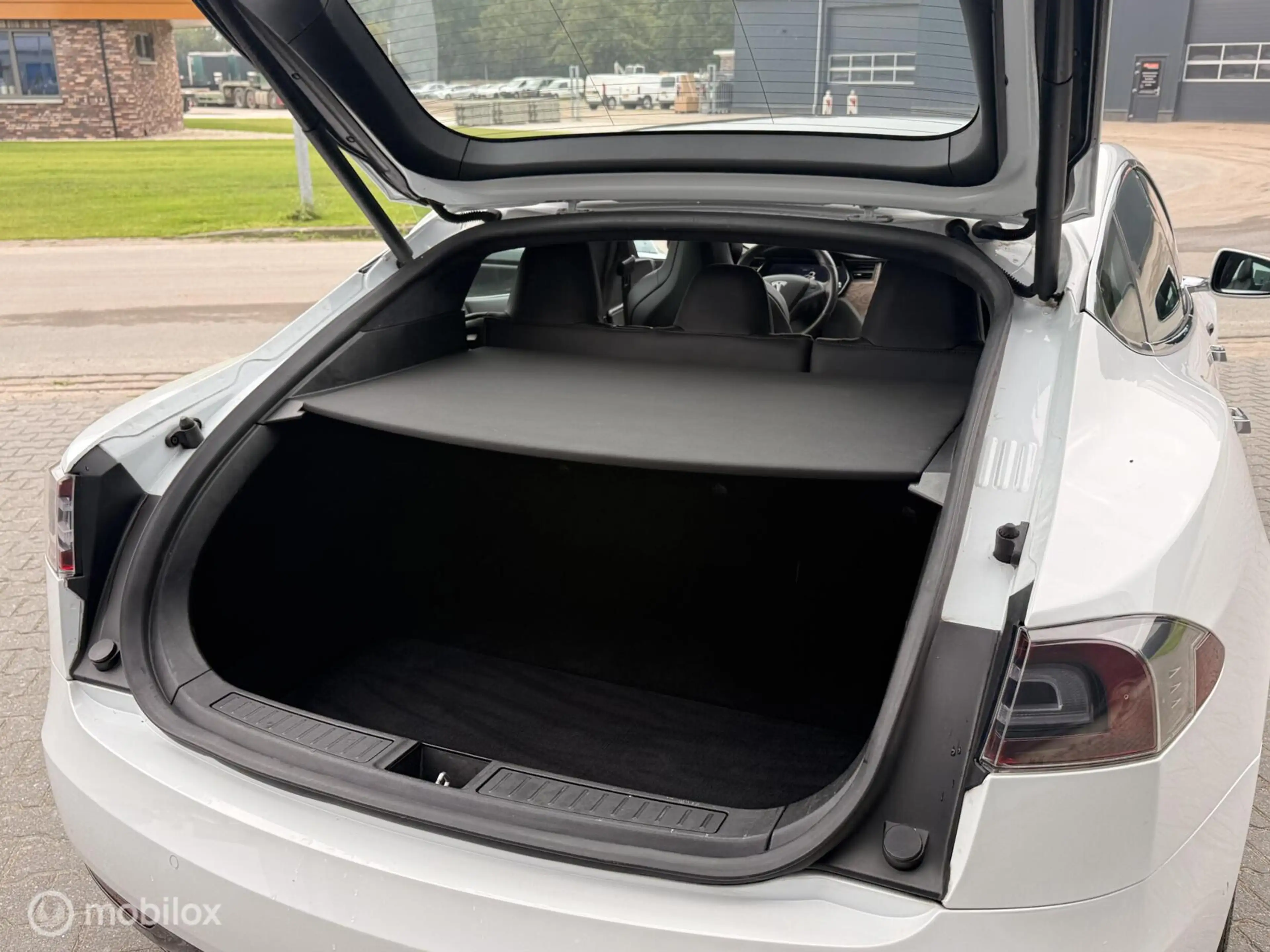 Tesla Model S 100D | 100 kWh | 418 PK | SOH 88% | MCU2 | CCS | E — photo 20