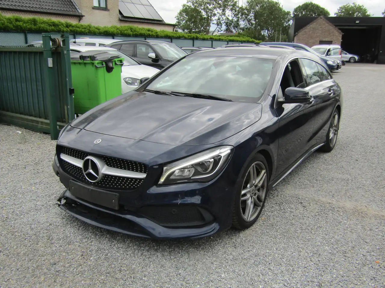 Mercedes-Benz CLA 180