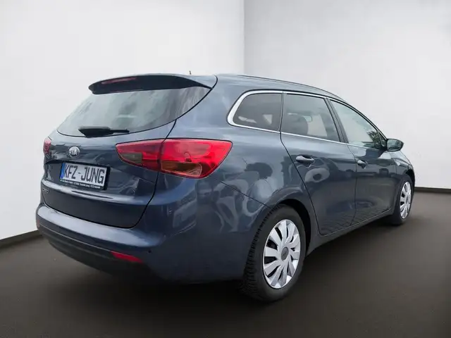 Kia Ceed view 5
