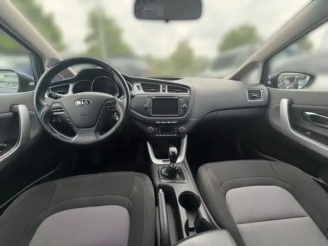 Kia Ceed view 10