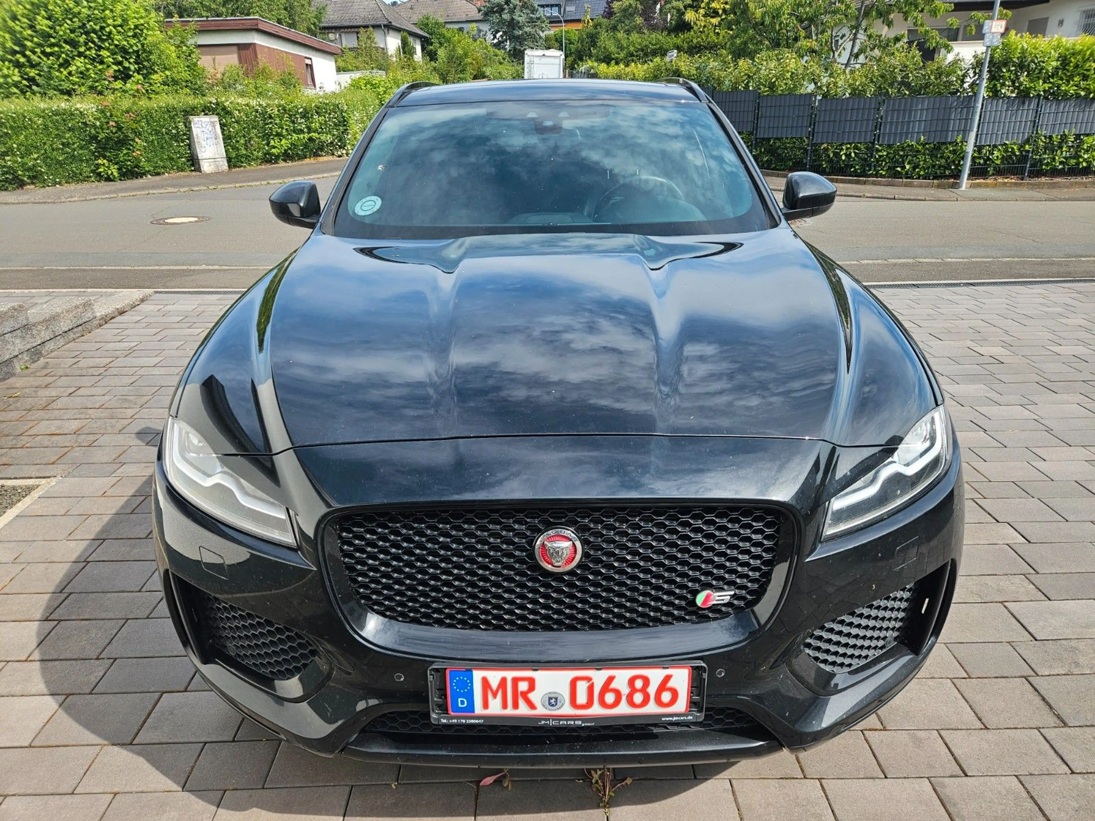 Jaguar F-Pace S AWD Black Pack S 22"/eAHK/Pano/Kamera — photo 2
