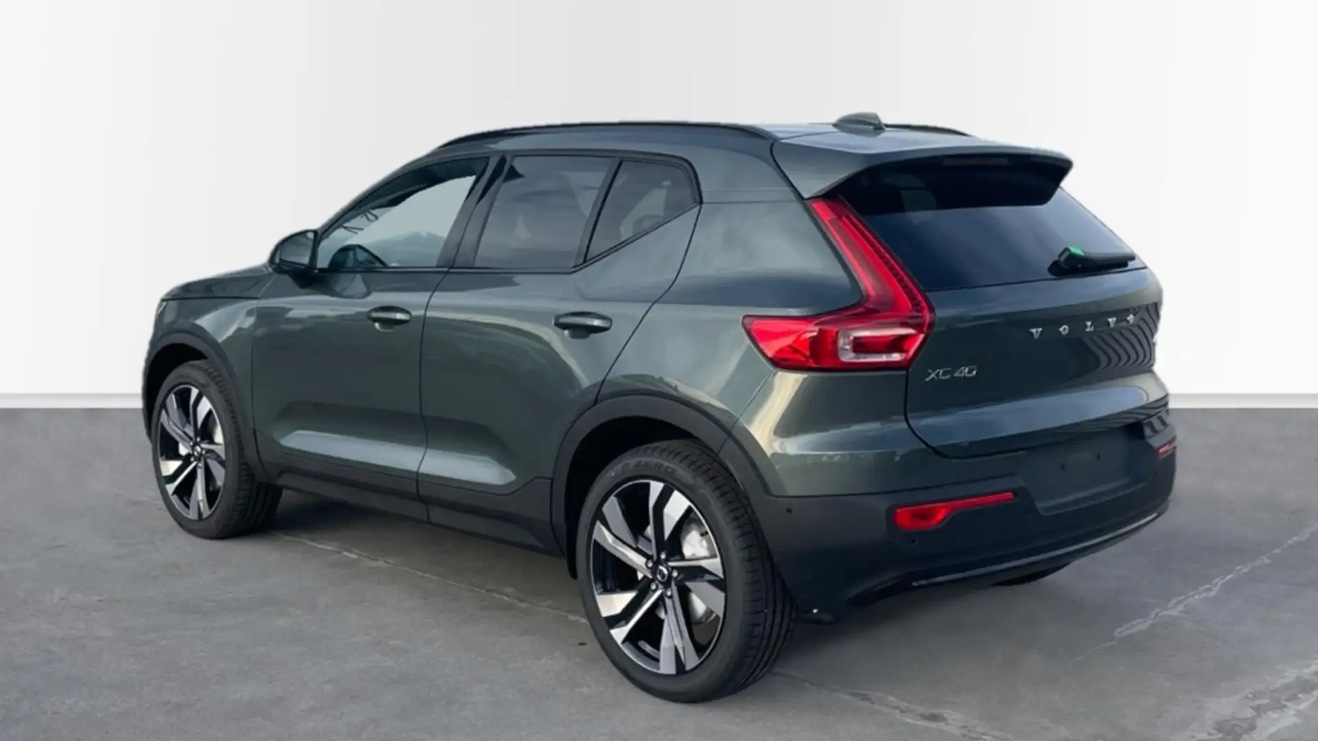 Volvo XC40 B3 Plus Aut. Verde - 2