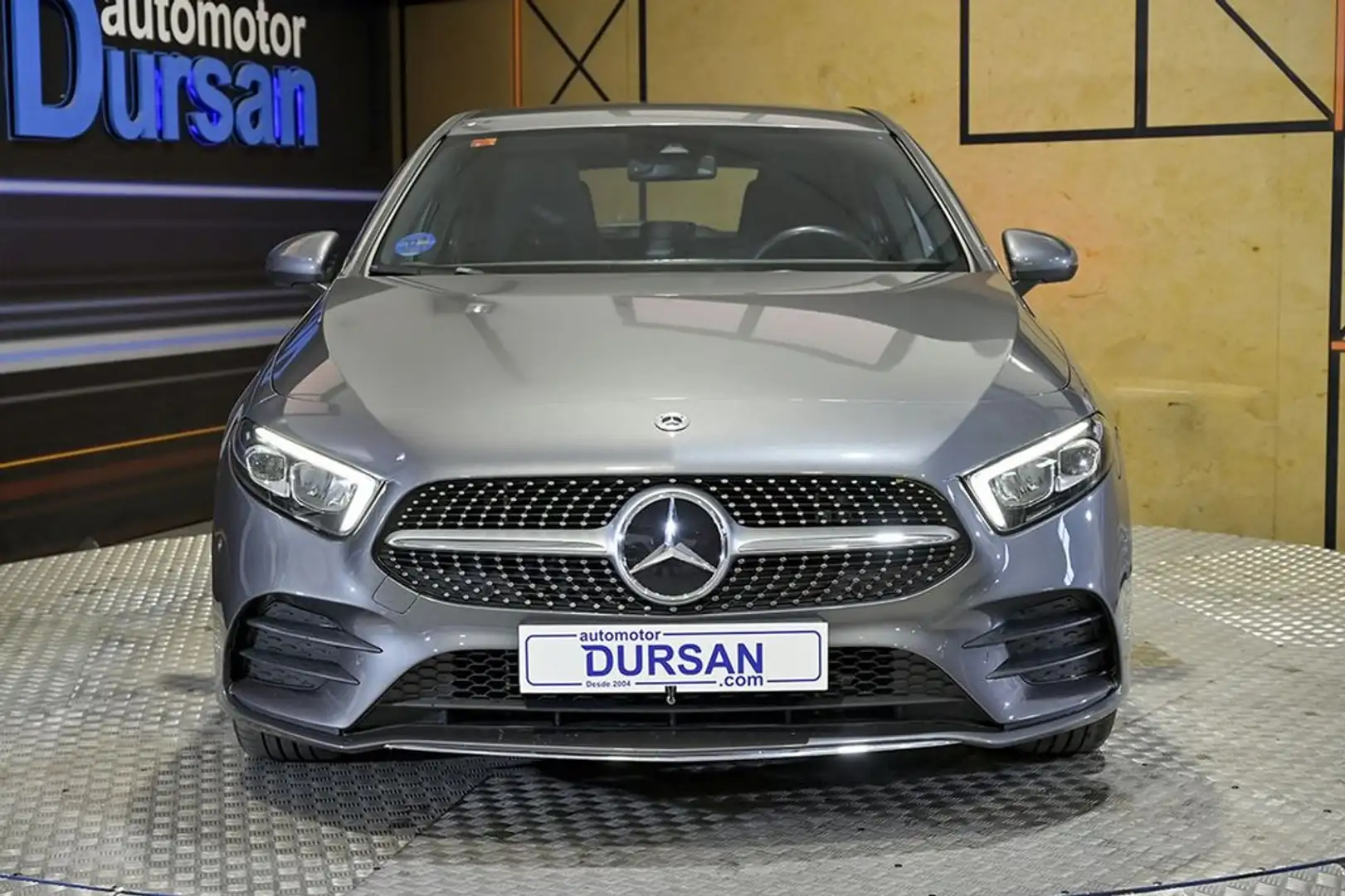 Mercedes-Benz A 250 e Gris - 2