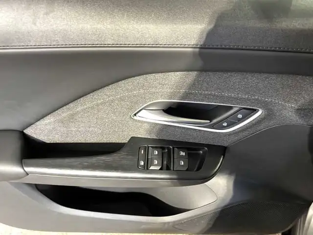 MG ZS view 10