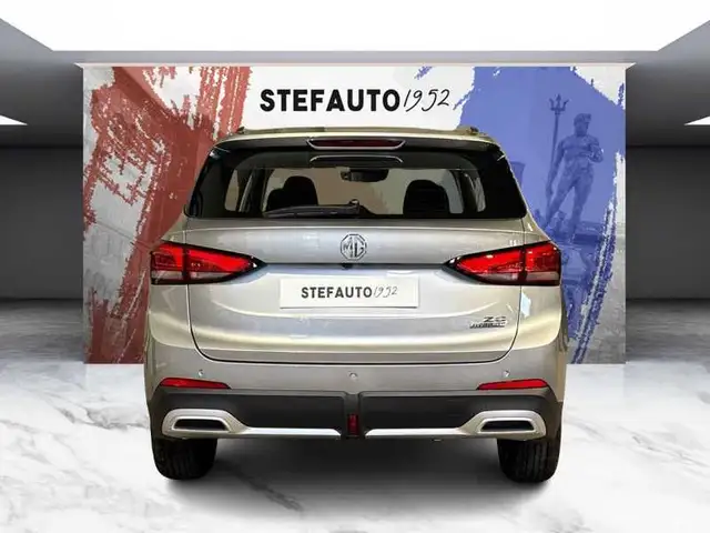 MG ZS view 6