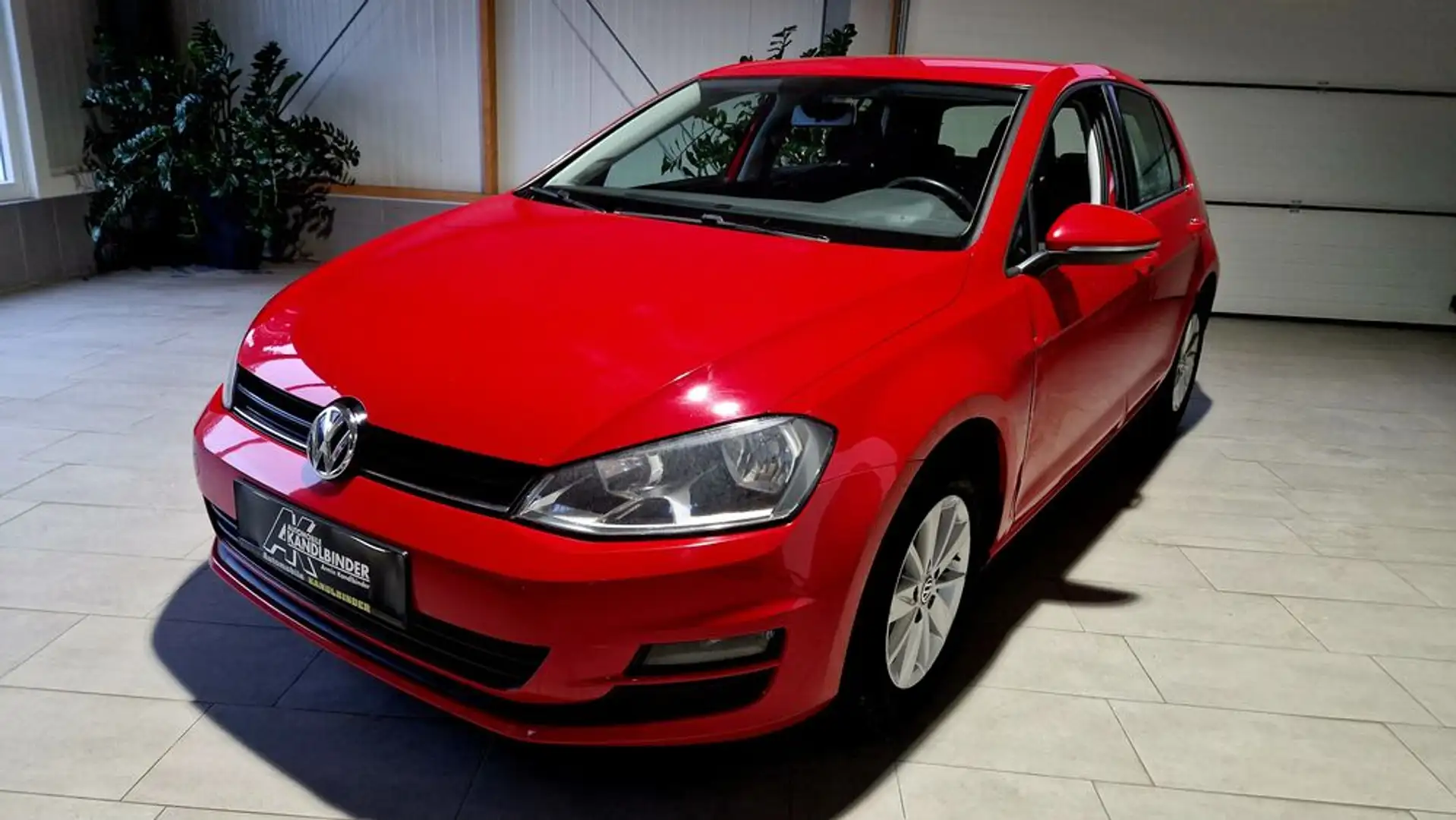 Volkswagen Golf Comfortline TSI Rot - 1